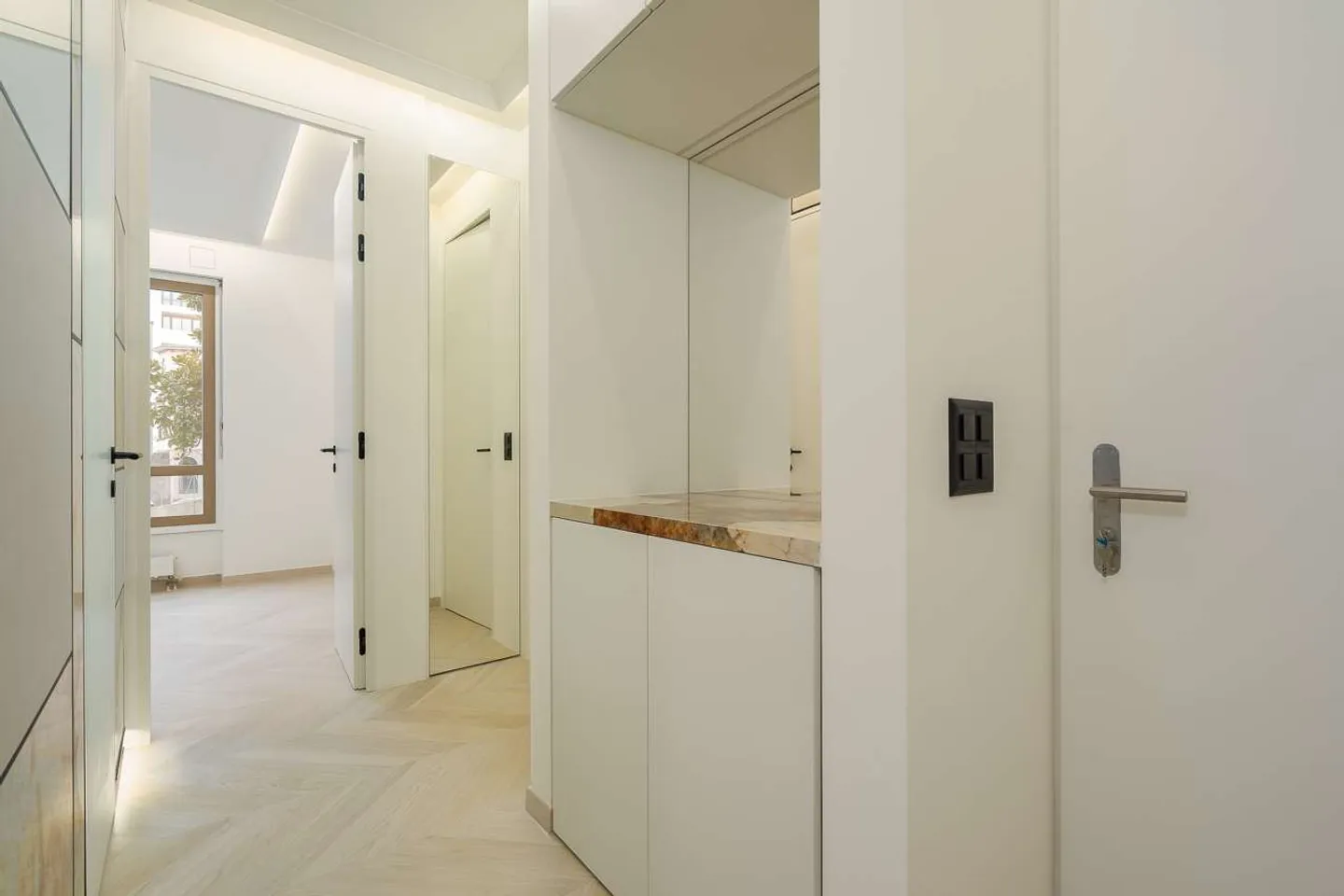 Appartement spectaculaire de 3,5 pièces à deux pas du centre - Photo 8 sur 12