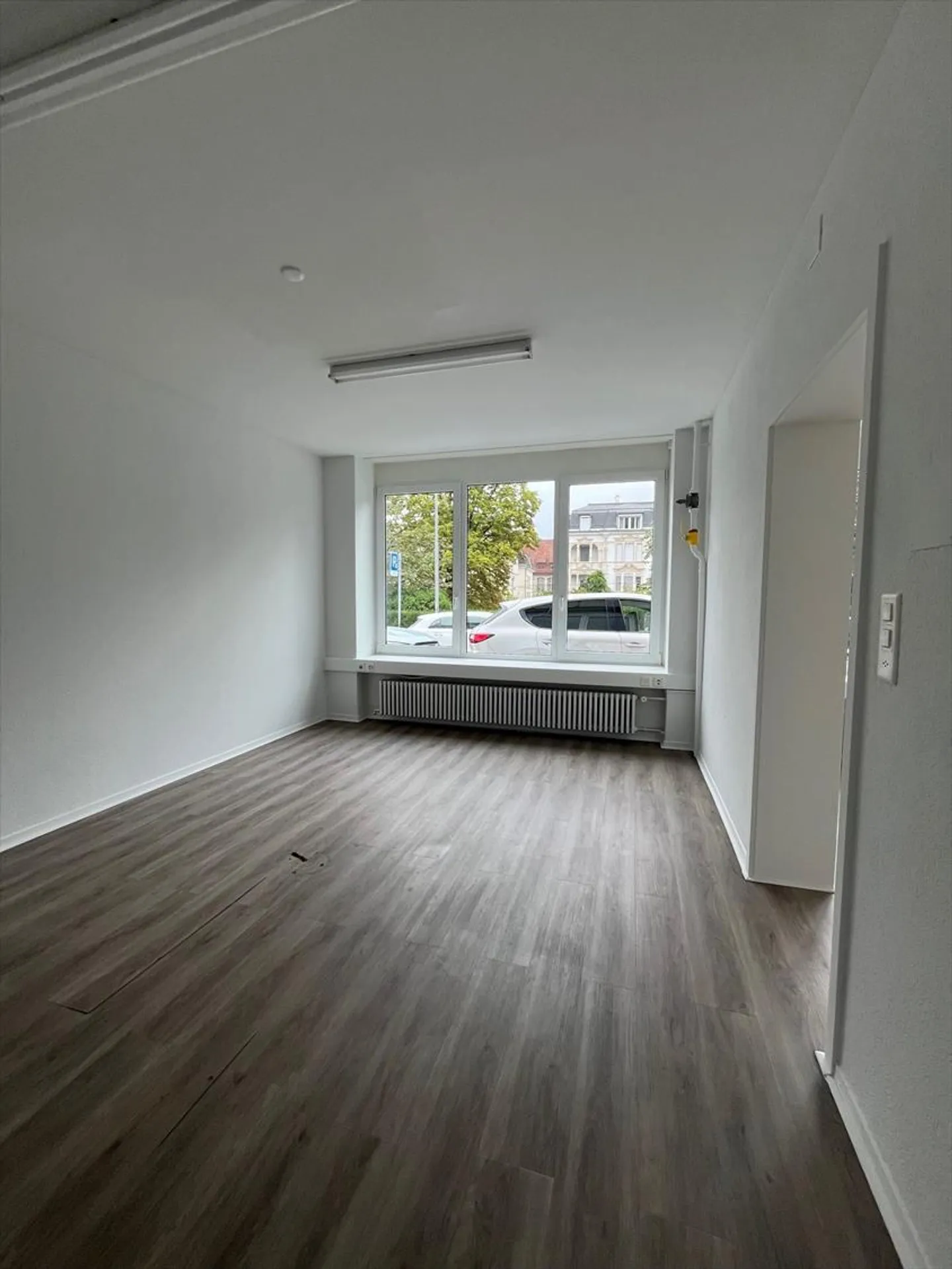 Bright Office Space near Enge Station - Photo 3 of 6