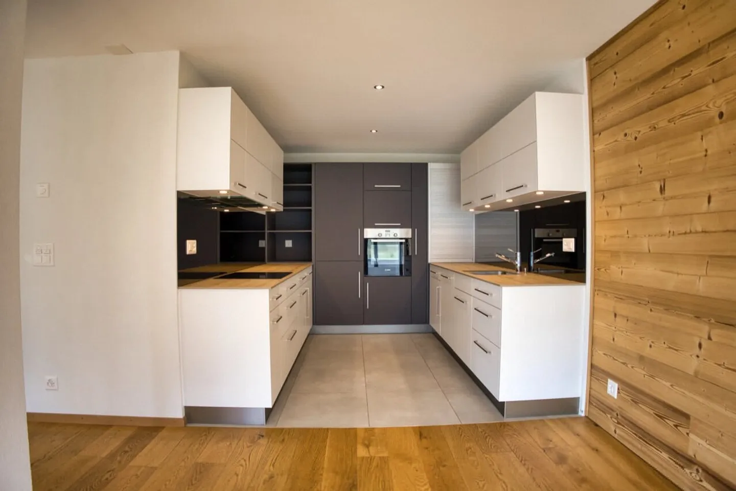 Luxury 3.5-room apartment with panoramic terrace - Foto 7 von 12