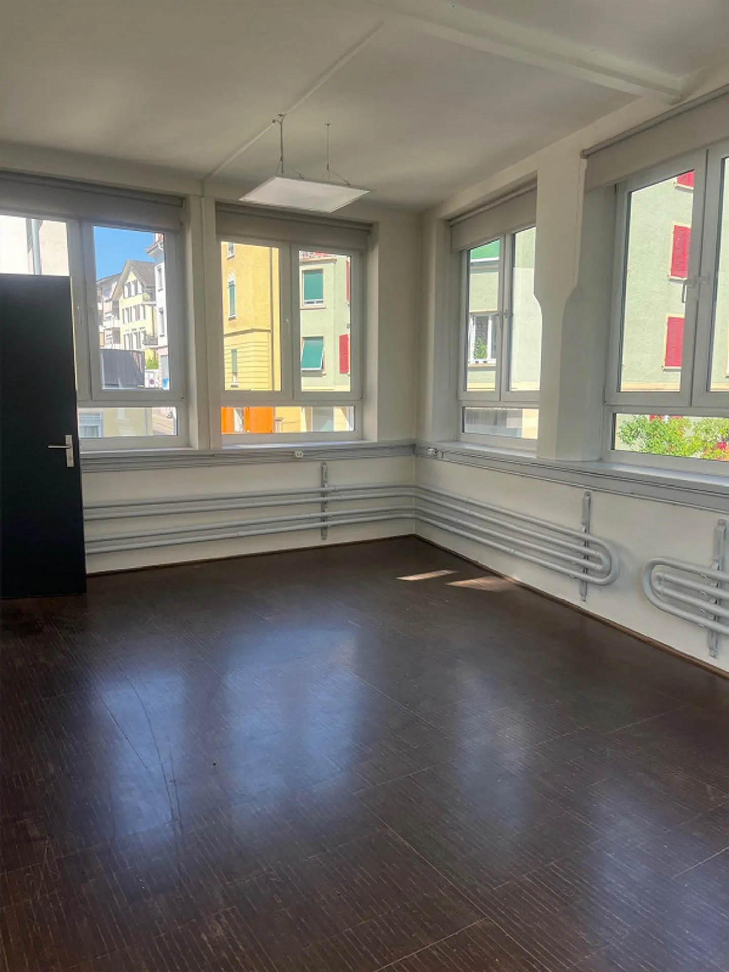 Ufficio / Yoga / Atelier / Stanze per terapia in affitto a Grenchen - Foto 8 di 14