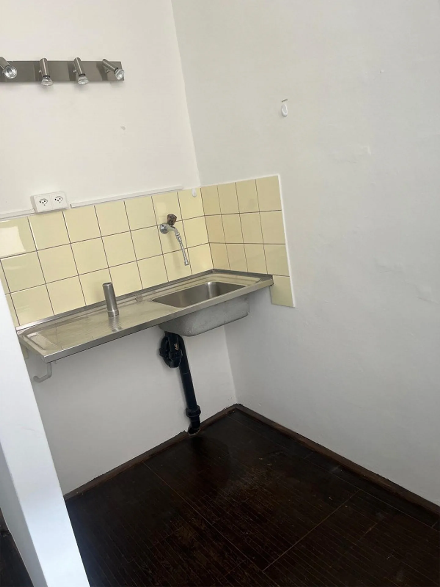 Ufficio / Yoga / Atelier / Stanze per terapia in affitto a Grenchen - Foto 12 di 14