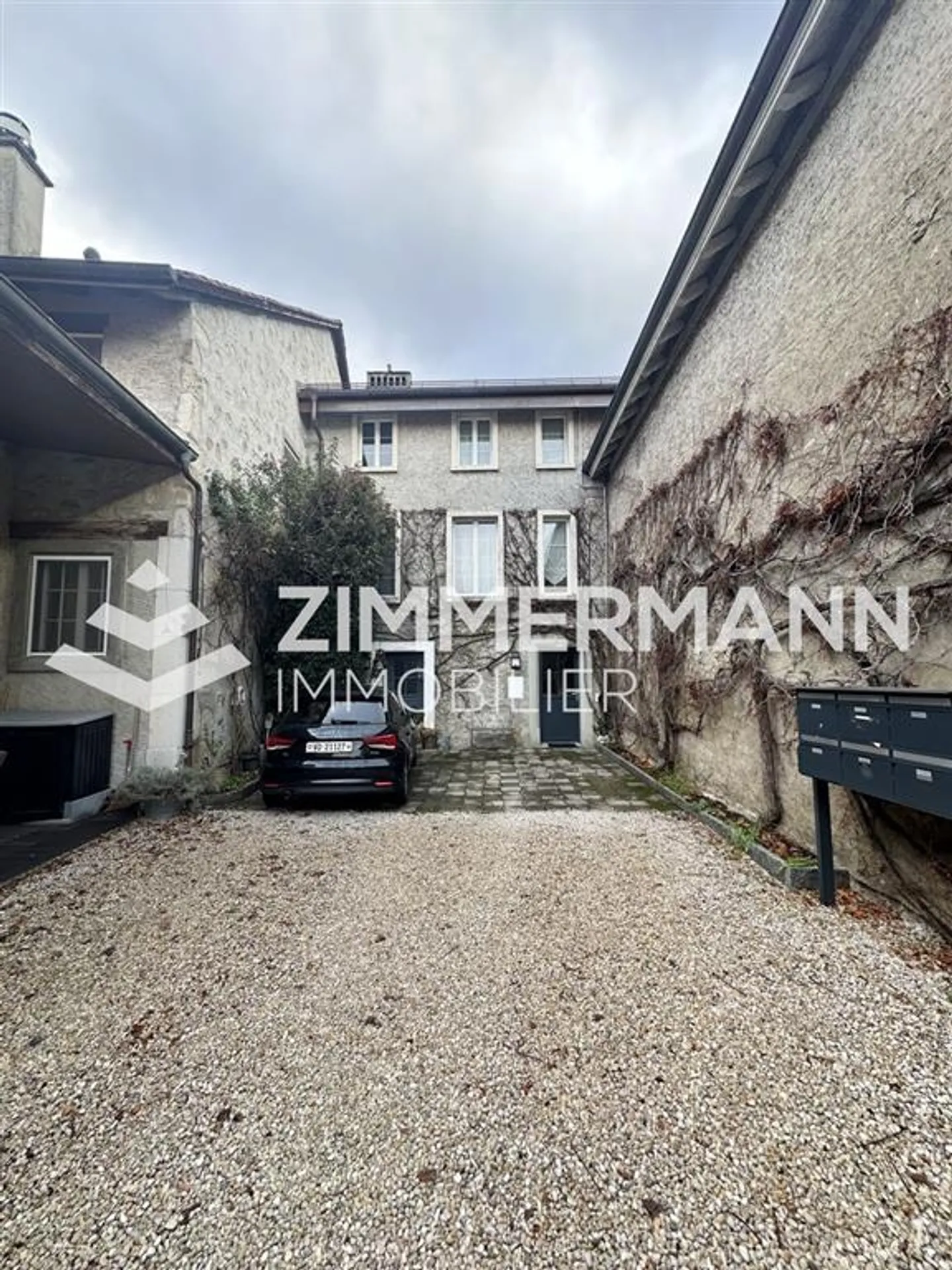 Appartement avec cachet et entrée privée - Photo 1 sur 10