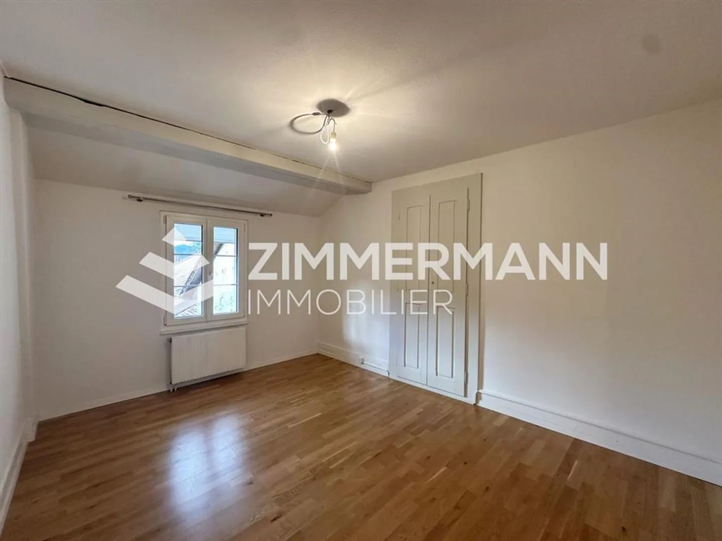 Appartement avec cachet et entrée privée - Photo 10 sur 10