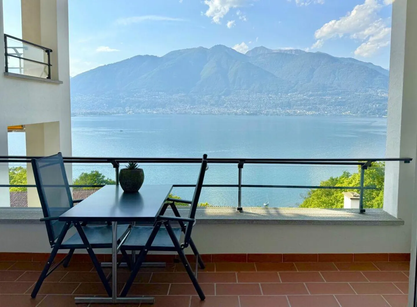 Appartamento per le vacanze con piscina - Foto 1 di 9