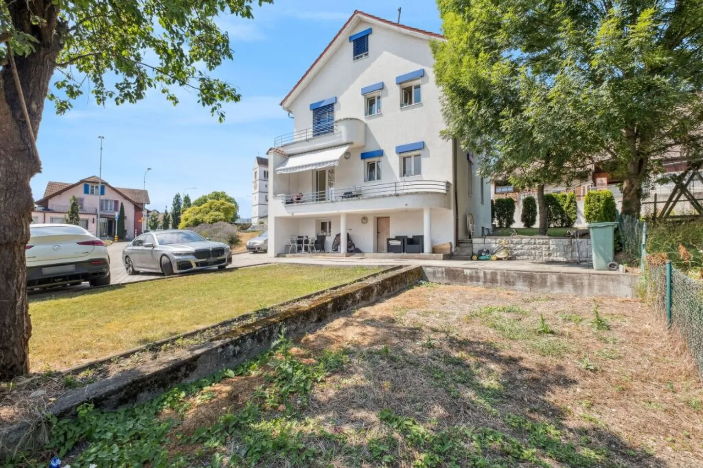 Geräumiges Familienhaus mit Potenzial - Foto 1 von 14