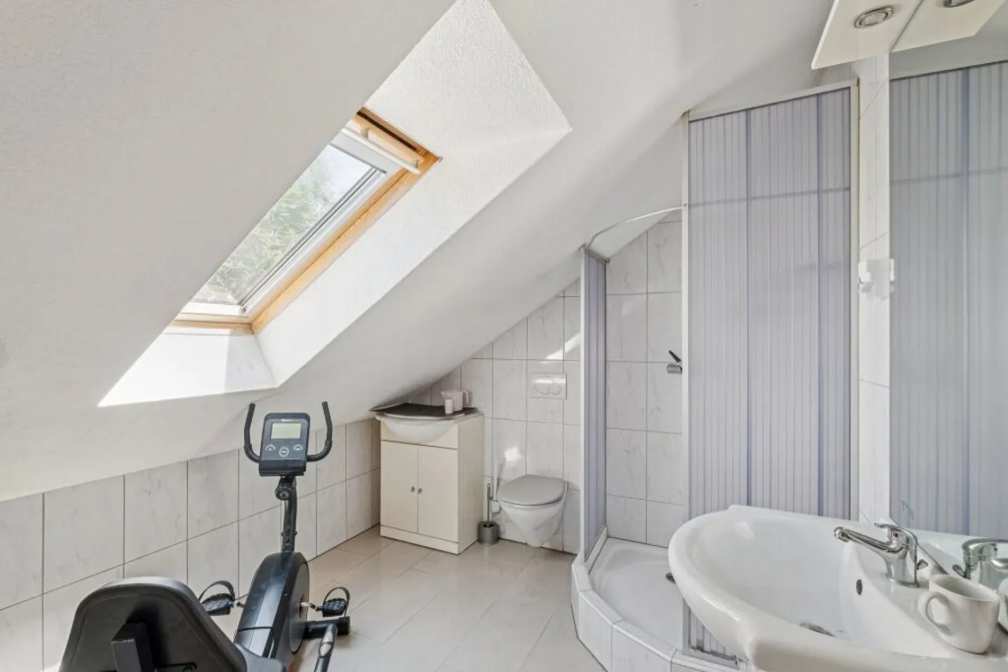 Geräumiges Familienhaus mit Potenzial - Foto 14 von 14