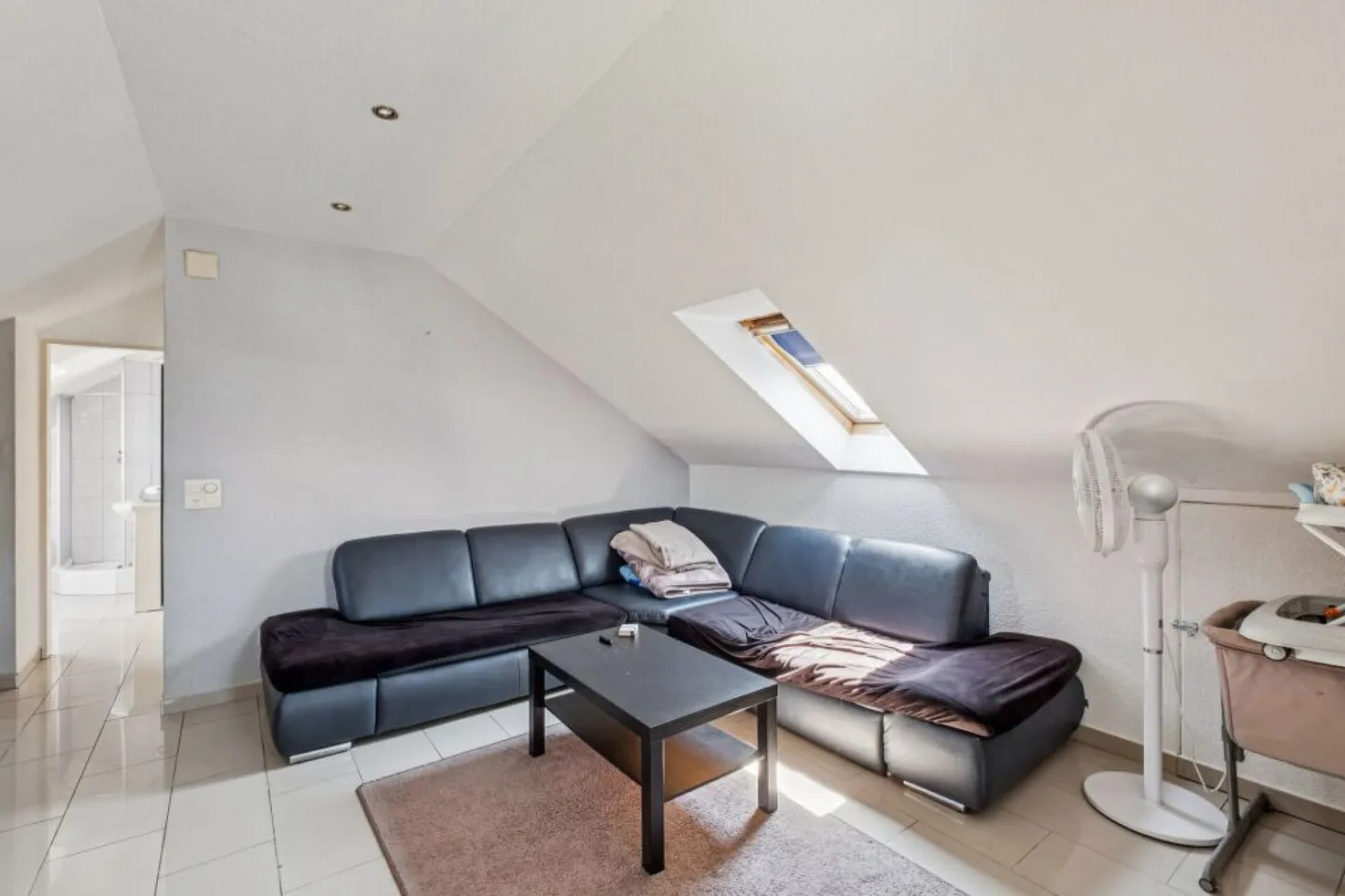 Geräumiges Familienhaus mit Potenzial - Foto 8 von 14
