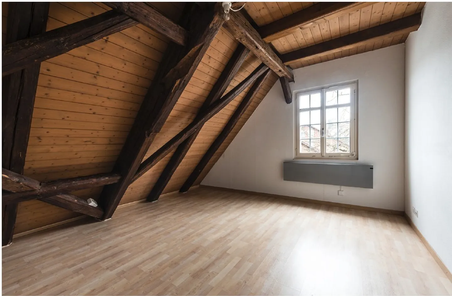 Charmante maisonette de 3,5 pièces avec cheminée à Kreuzlingen - Photo 7 sur 10