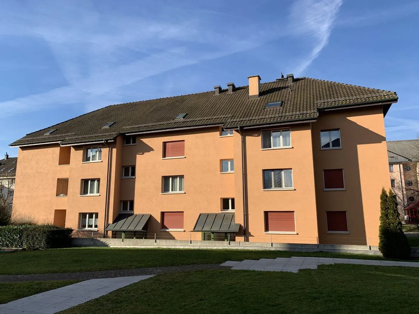 Apartment seeks single! - Photo 11 of 11