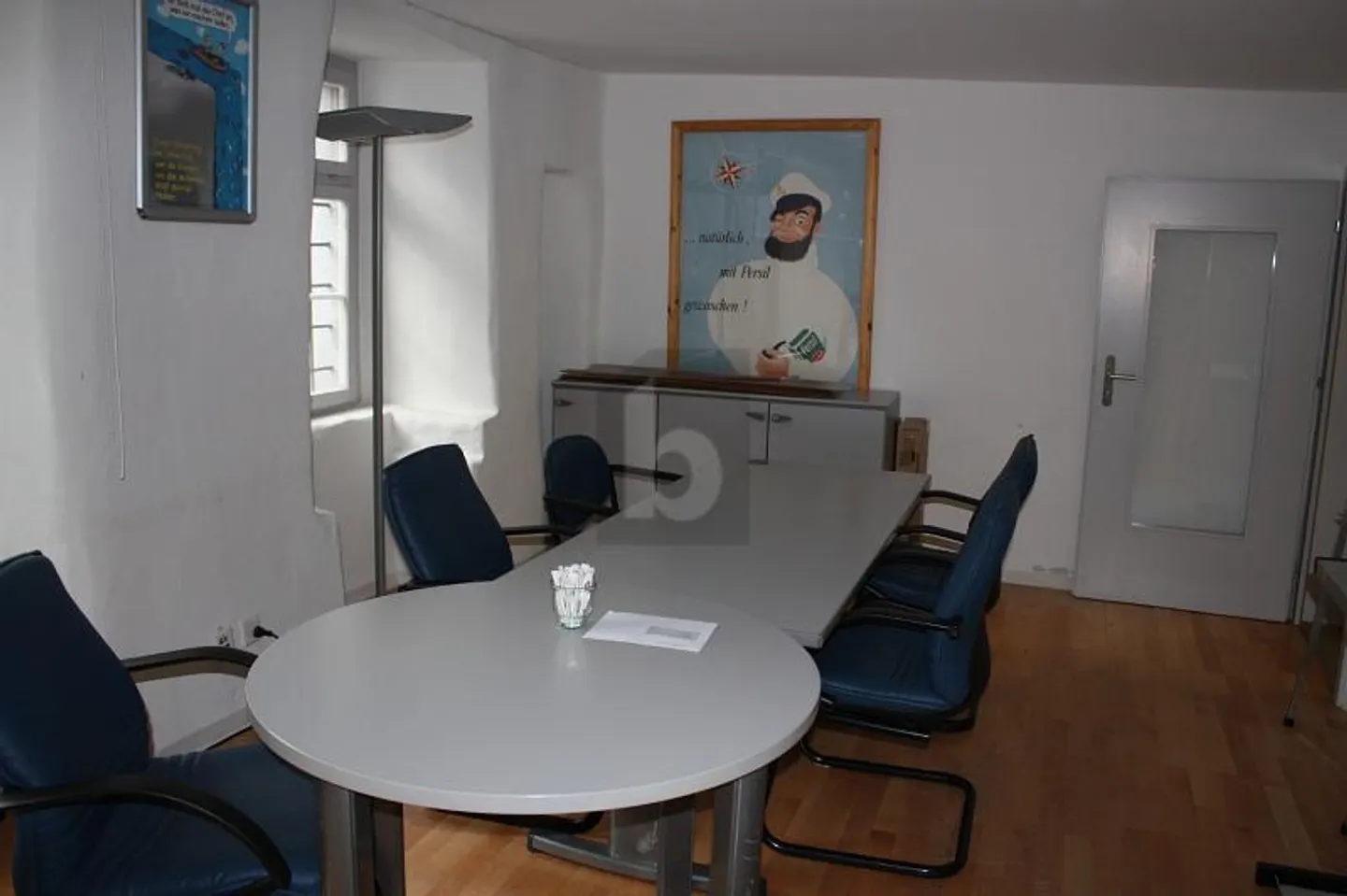 Bureau Charmant avec Vue sur la Fontaine - Photo 1 sur 4