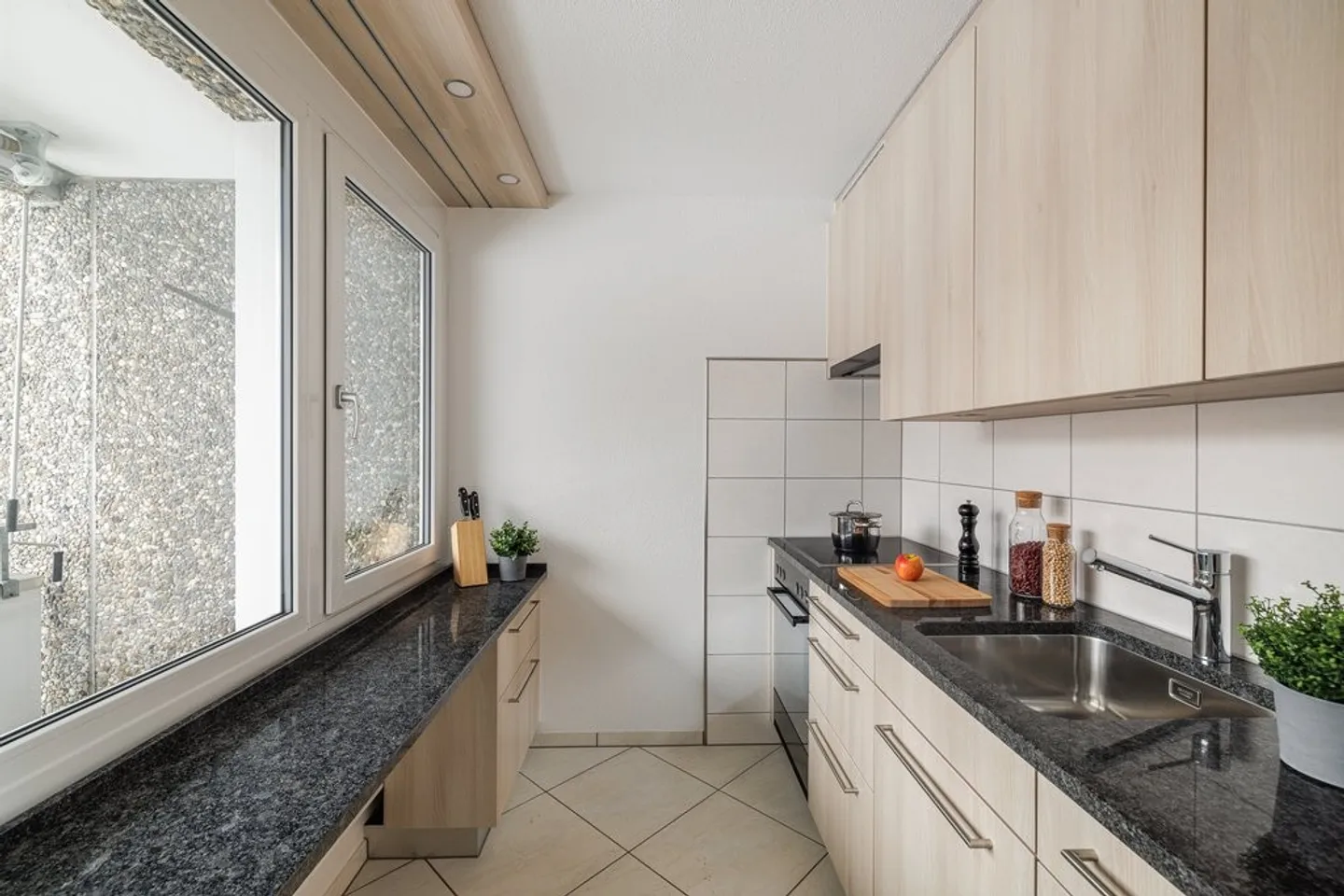 Charming 3.5-Room Apartment - Photo 7 of 10