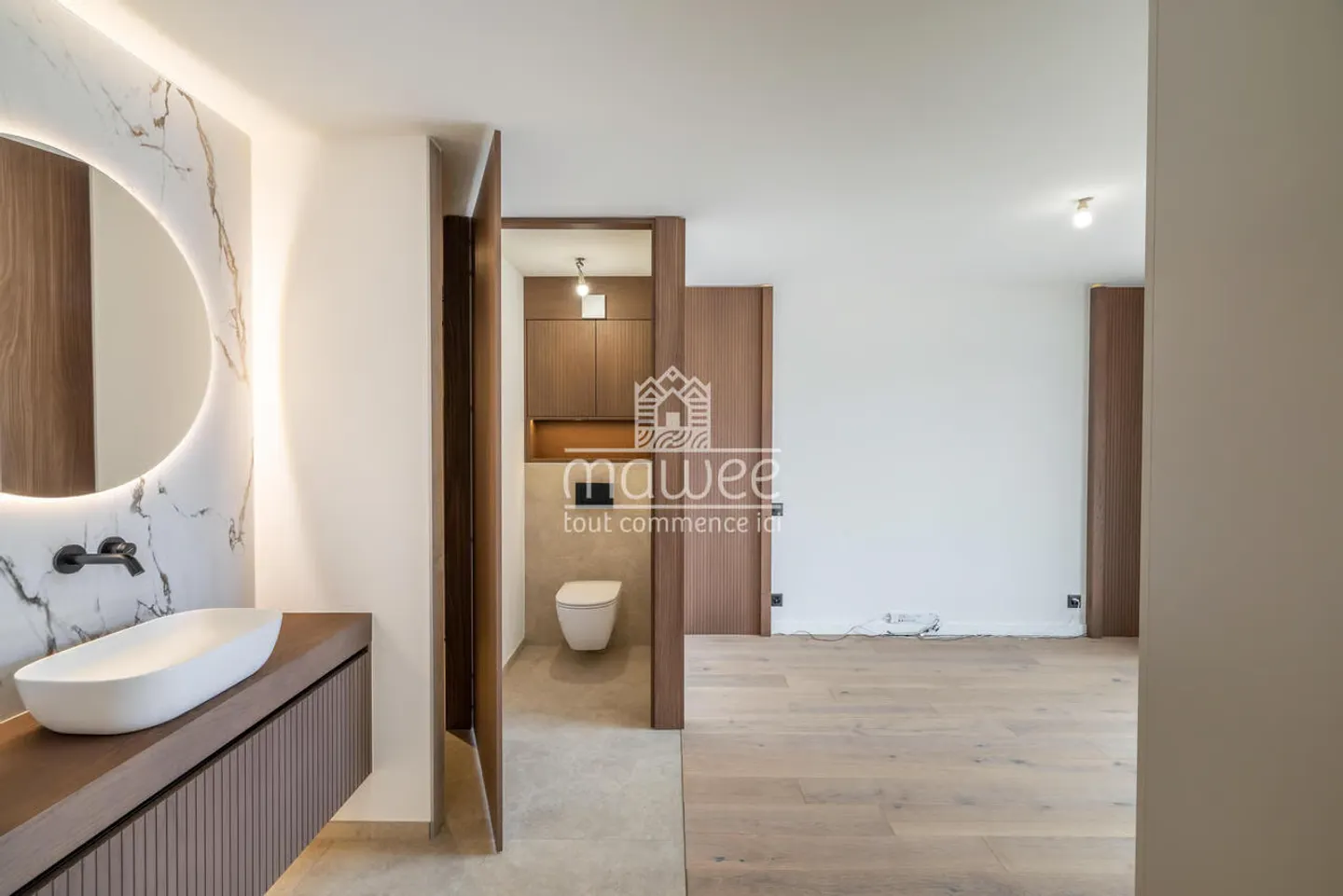 Exceptional House - Elegance in Every Detail - Photo 6 of 13