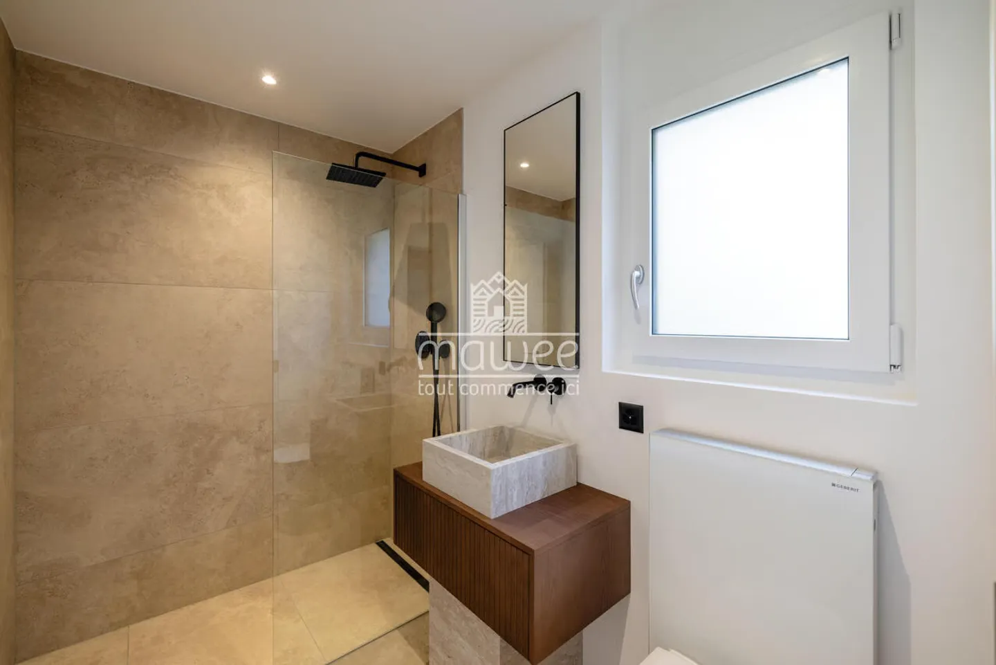Exceptional House - Elegance in Every Detail - Photo 8 of 13