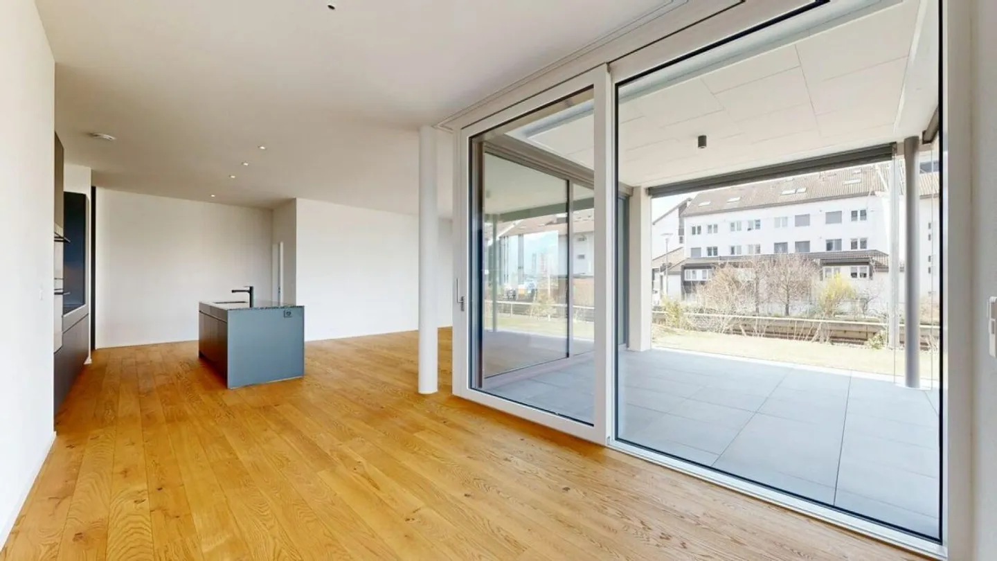 Appartamento giardino esclusivo di 5,5 stanze nella migliore posizione - Foto 5 di 17