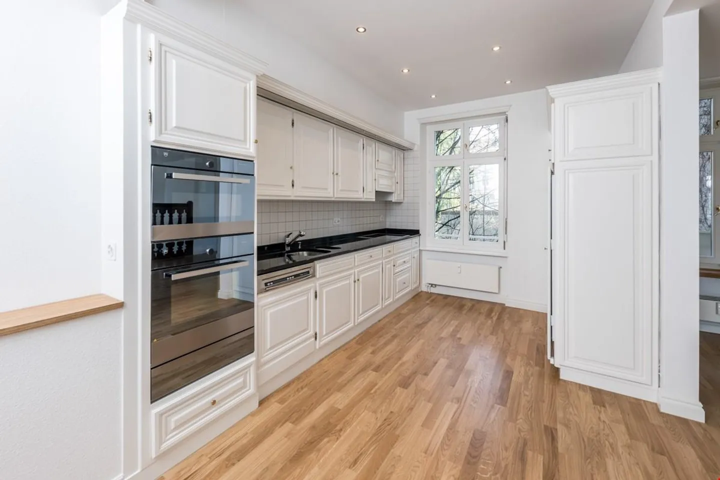 Living with a view of the Rhine - Photo 2 of 13