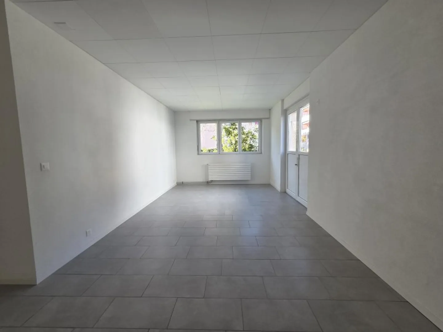 04303 - 2.5-Zimmer-Wohnung - Av. de l'Europe 14 - Monthey - Foto 4 von 8