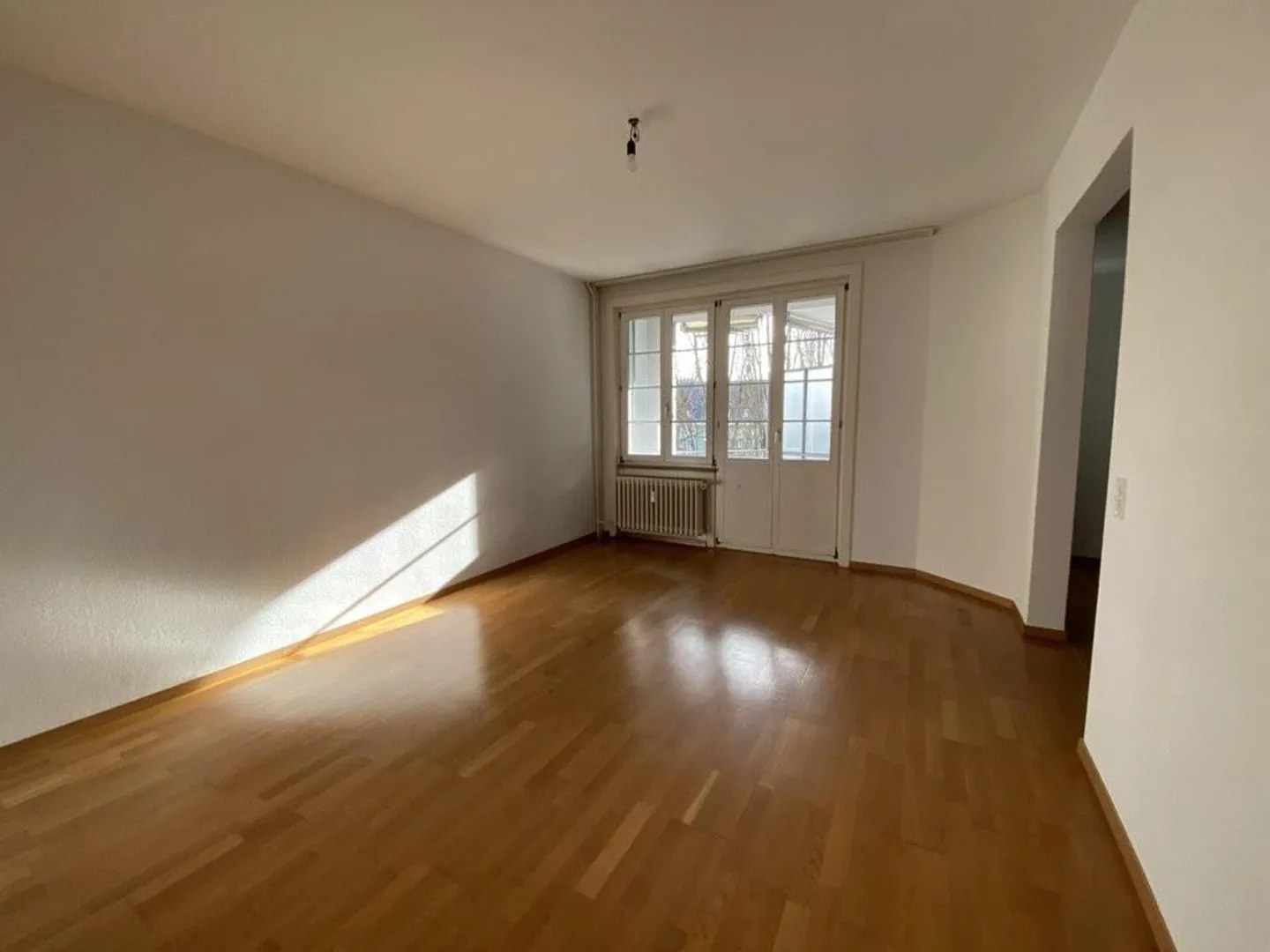 Bella e spaziosa appartamento in città - Foto 3 di 7