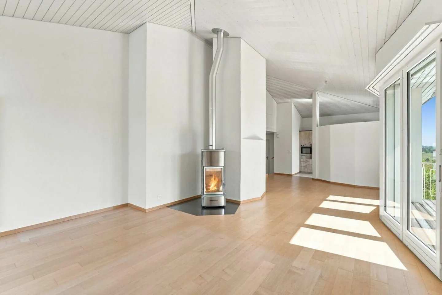 Geräumiges Zweifamilienhaus - Foto 7 von 7