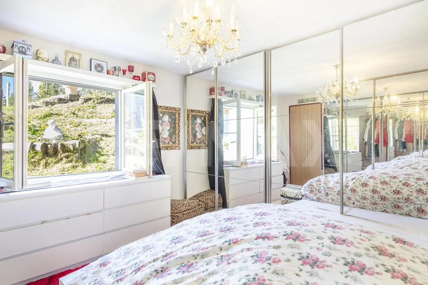 Charmante 2.5-Zimmer-Wohnung - Foto 3 von 13