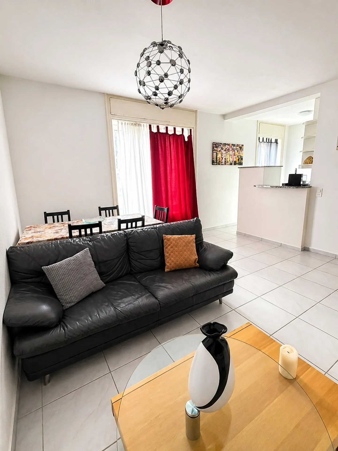 Stylish 3.5-Room Apartment in Zurich Altstetten (near Zurich-Binz) - Photo 2 of 13