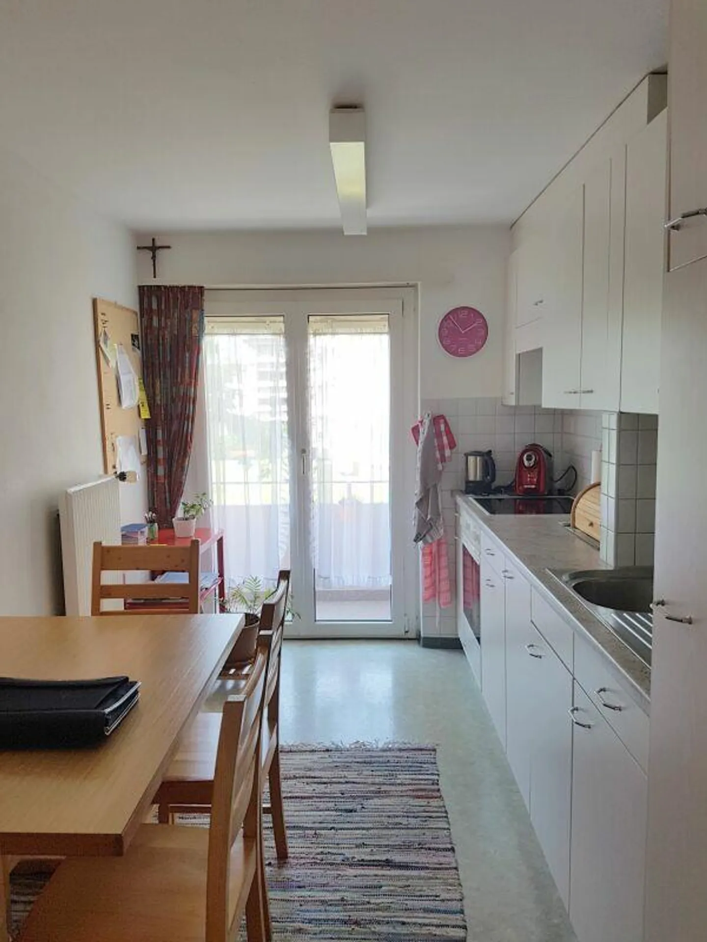 Appartement 3.5 pièces abordable et confortable avec balcon - Photo 2 sur 10