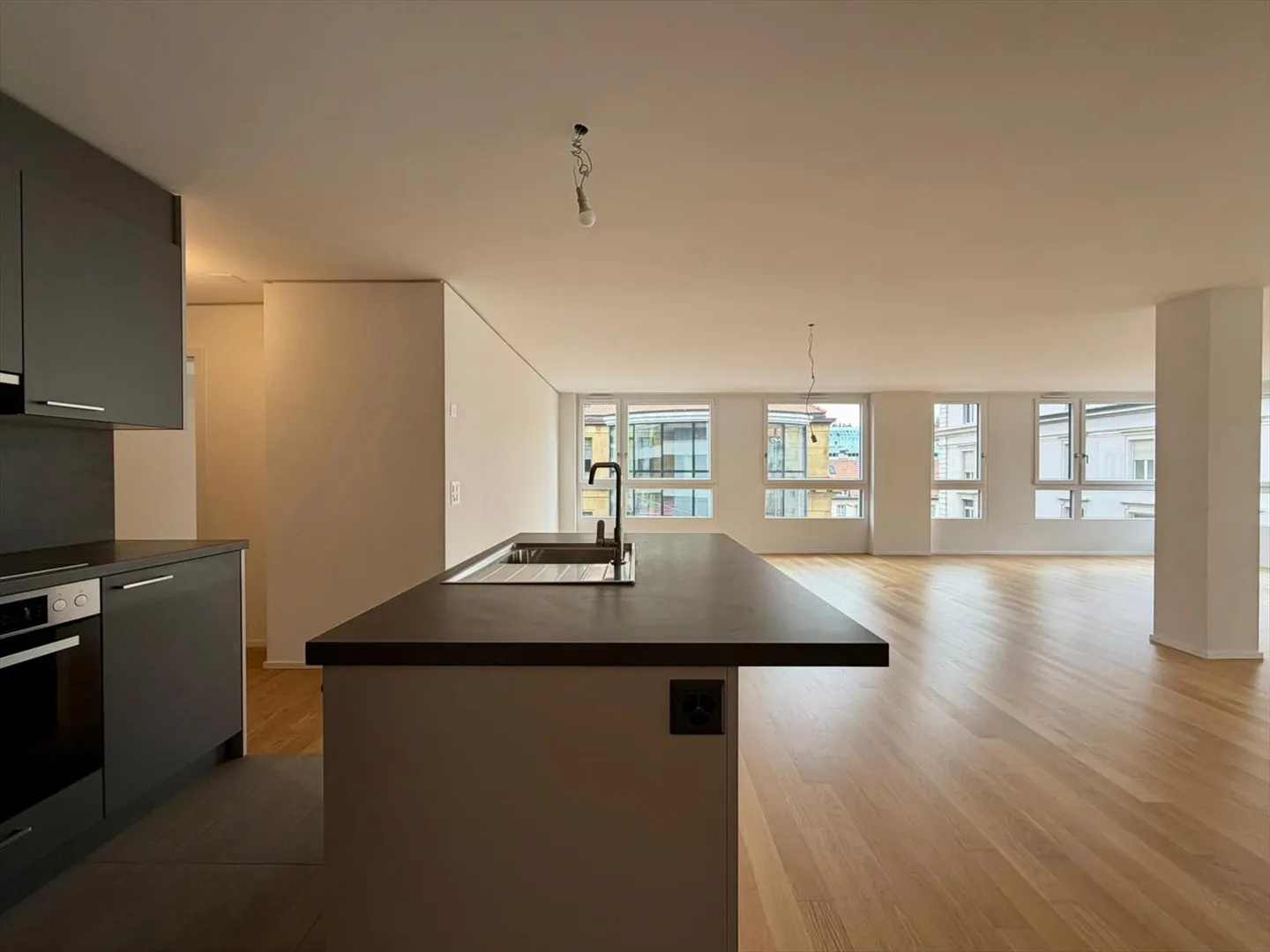 Appartamento 4.5 stanze - Foto 2 di 13