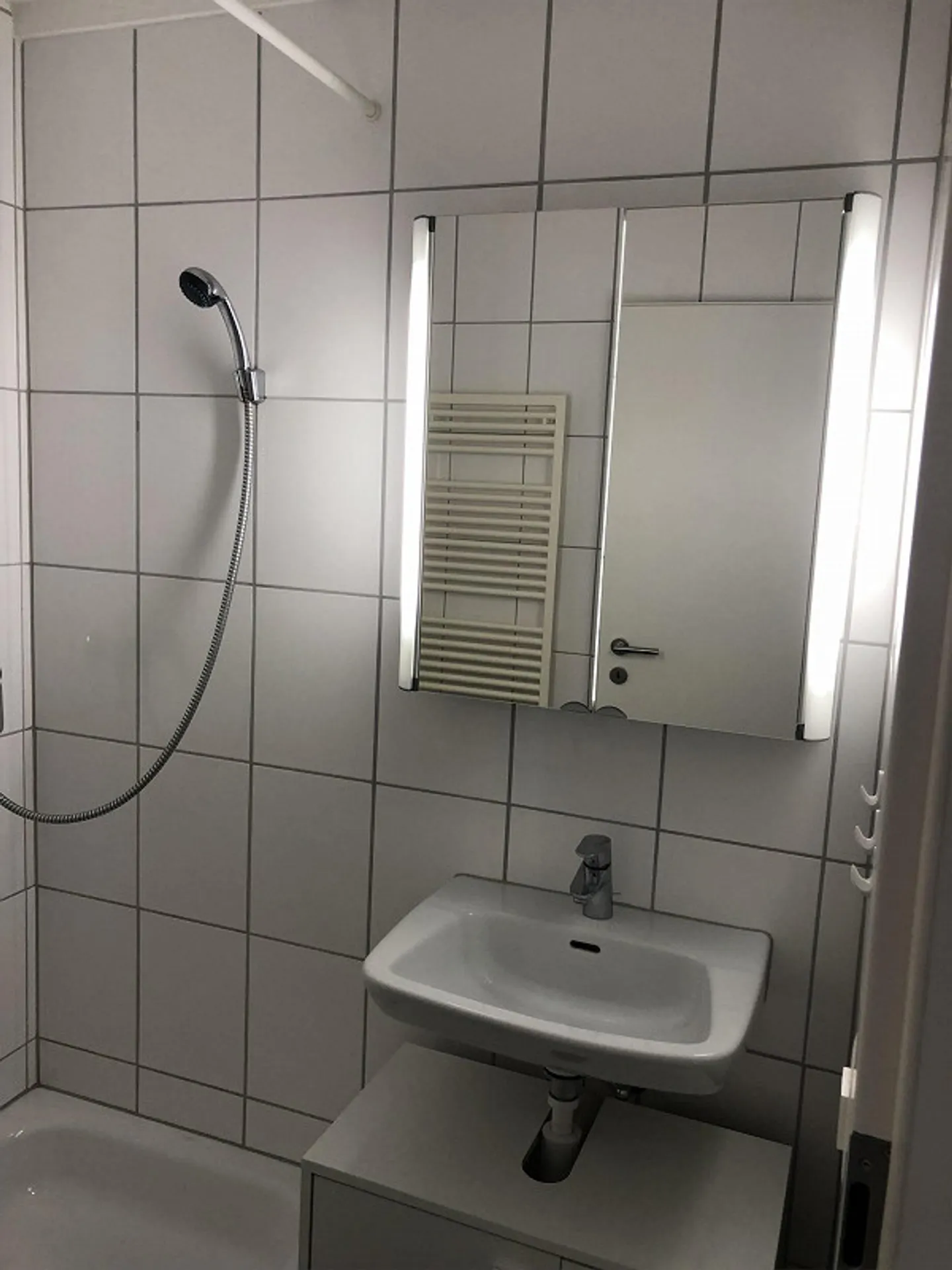 Furnished Studio - Photo 4 of 5