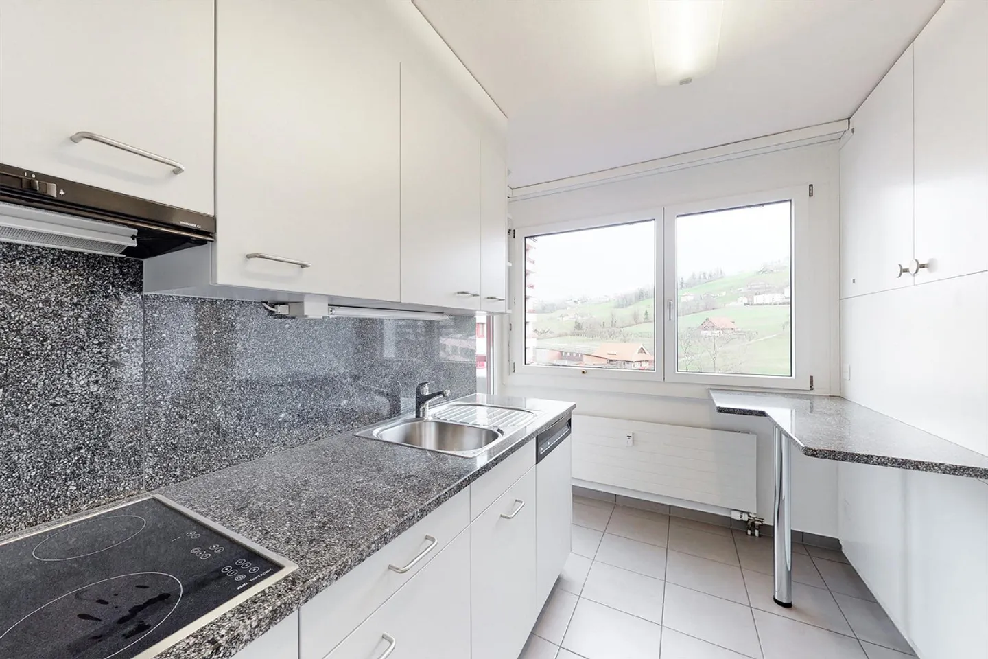 Geräumige Familienwohnung in Zug - Foto 4 von 11