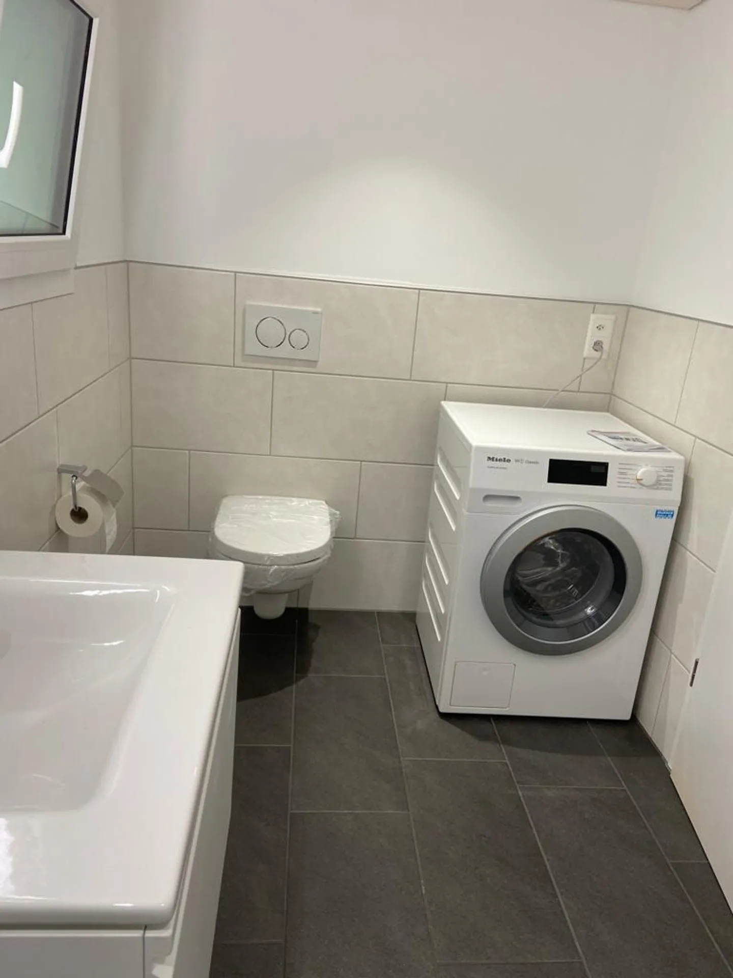 Schöne 2.5 Zimmerwohnung mit grossem Sitzplatz - Photo 7 sur 9