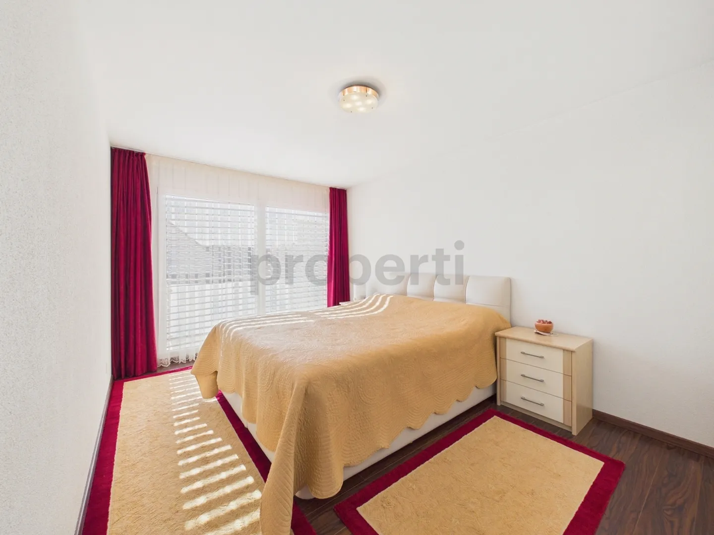 Charming 6.5-room single-family house with garden in Oftringen - Photo 5 of 10