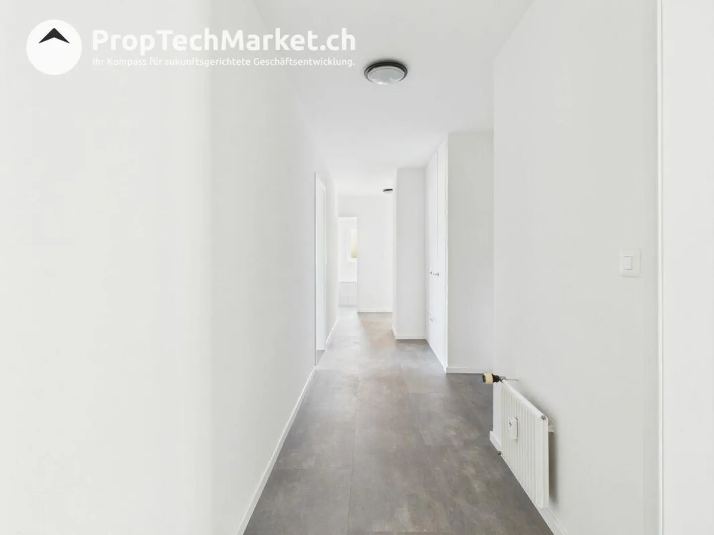 Bright 5-room apartment in the immediate vicinity of a local recreation area - Photo 5 of 14