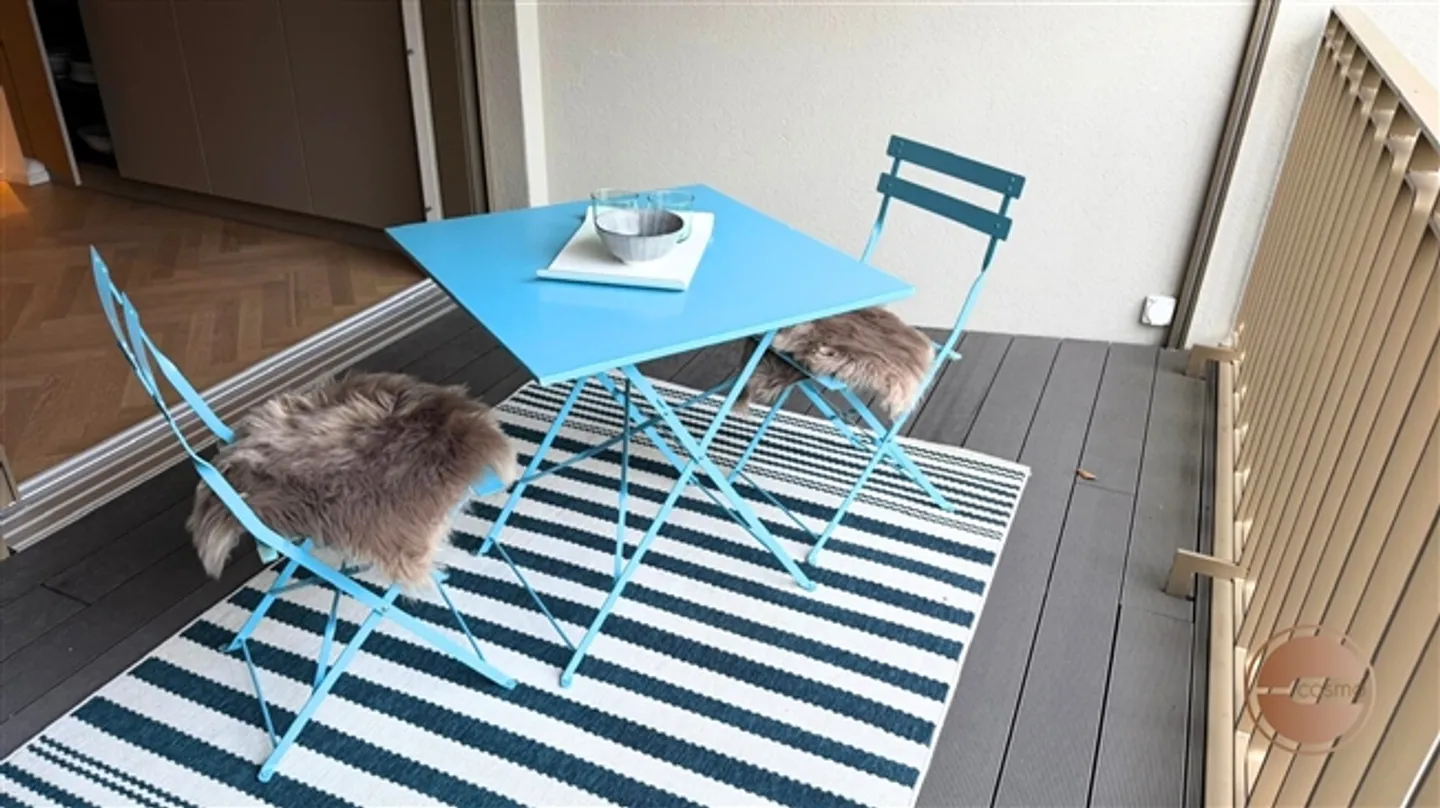 VIVRE EN VILLE MODERNE DANS UN ENDROIT CALME - Photo 18 sur 19