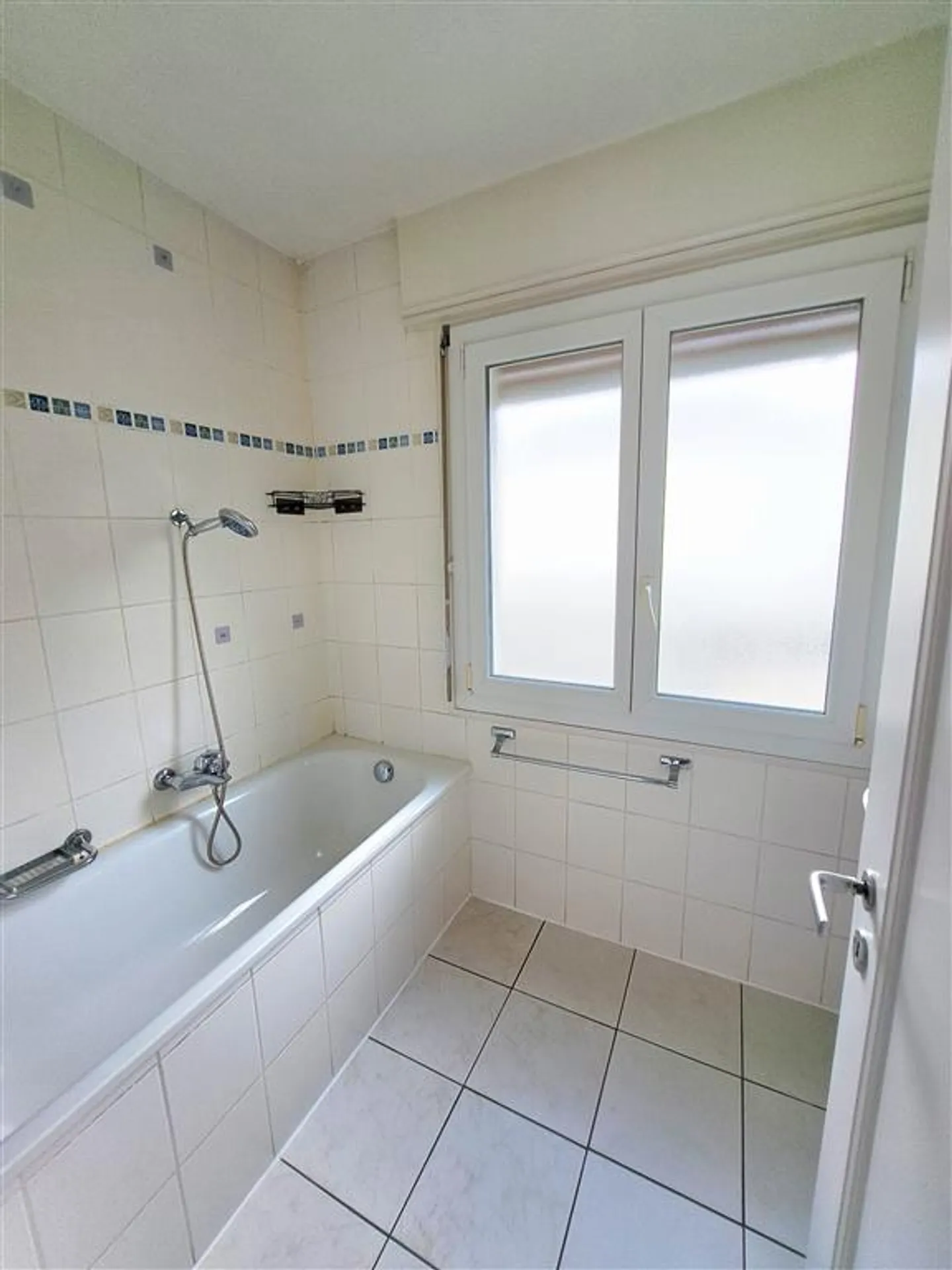 Apartment,5 - Photo 8 of 9