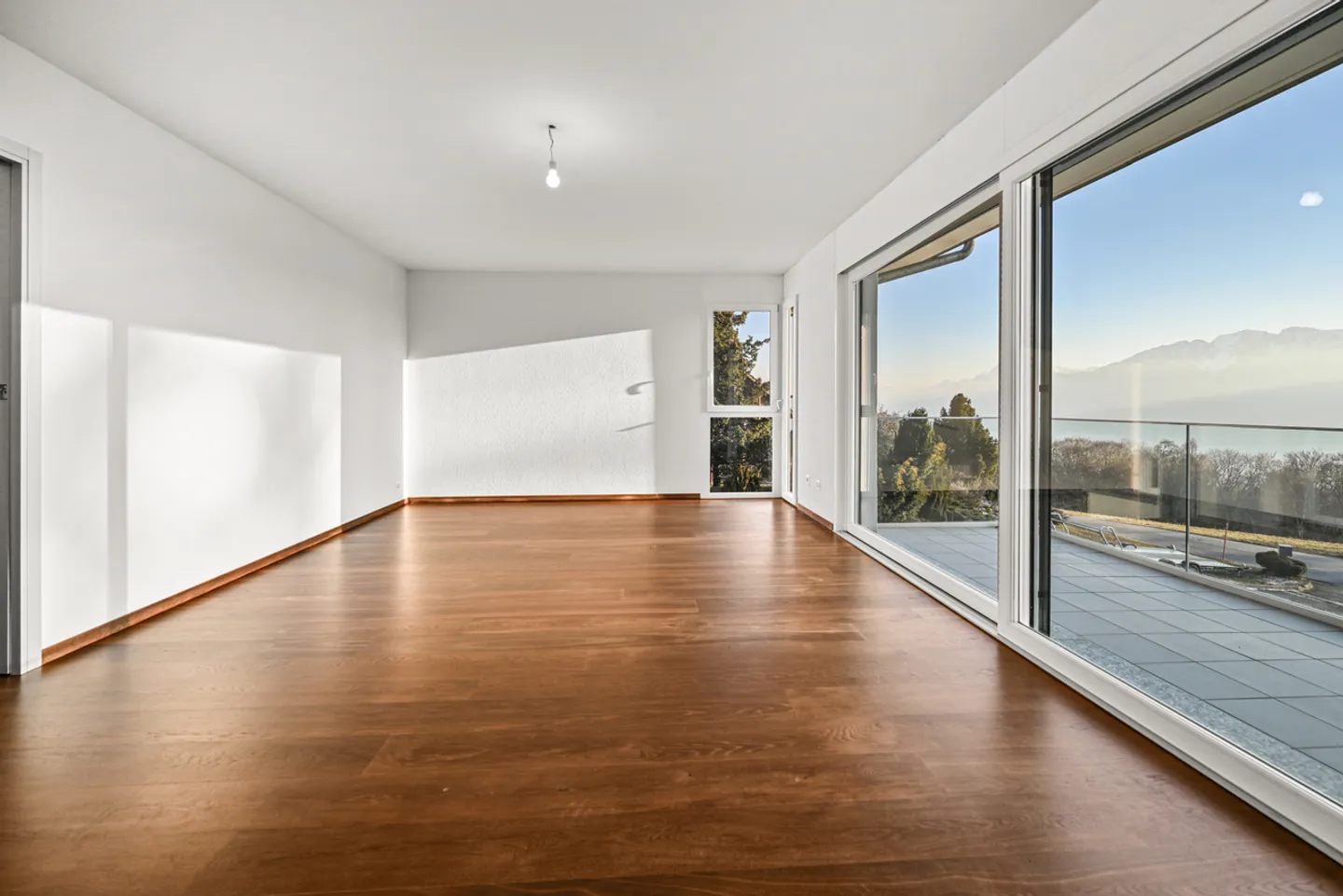 CHARDONNE - CHEMIN DE LA MAISON-JEAN 2 - MAGNIFICO APPARTAMENTO - Foto 7 di 13