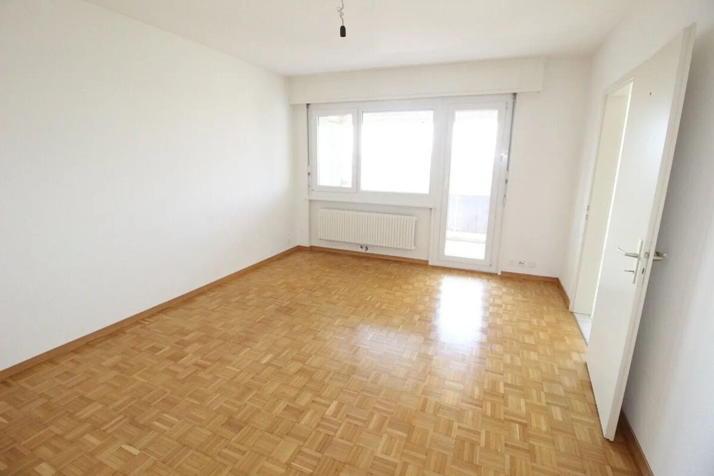 Apartment for rent - Photo 6 of 13