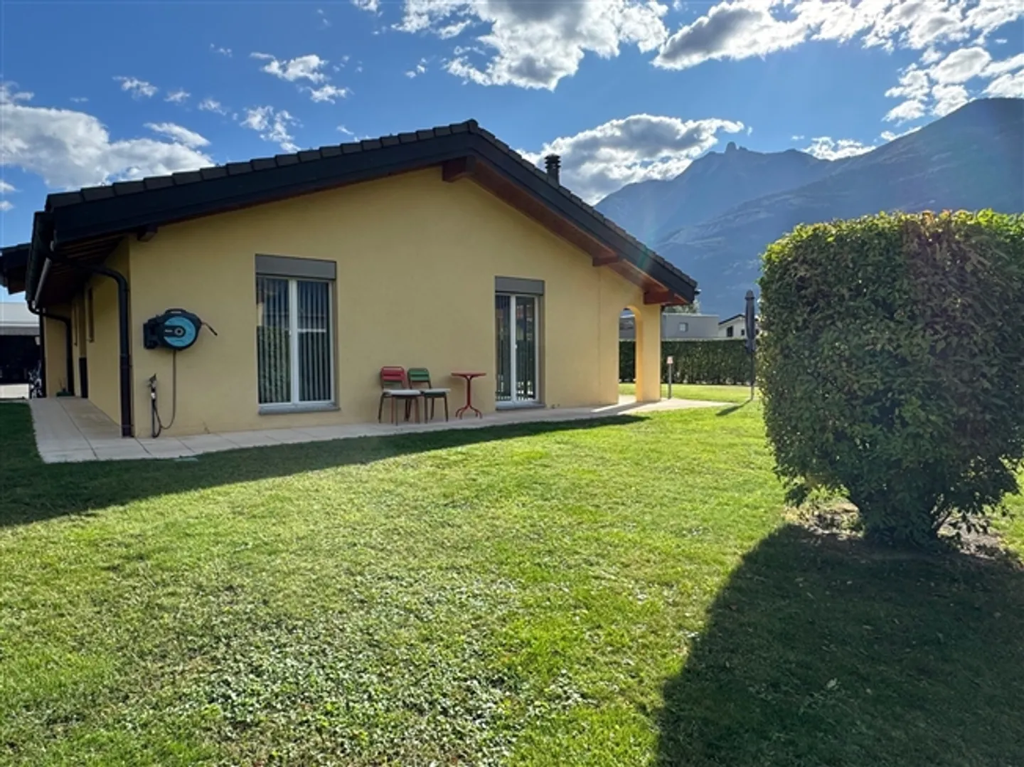 Villa - 4.5 stanze - Terreno 1'200 m2 - VALORE COMPLETO - AGENTE ESCLUSIVO - Foto 6 di 13