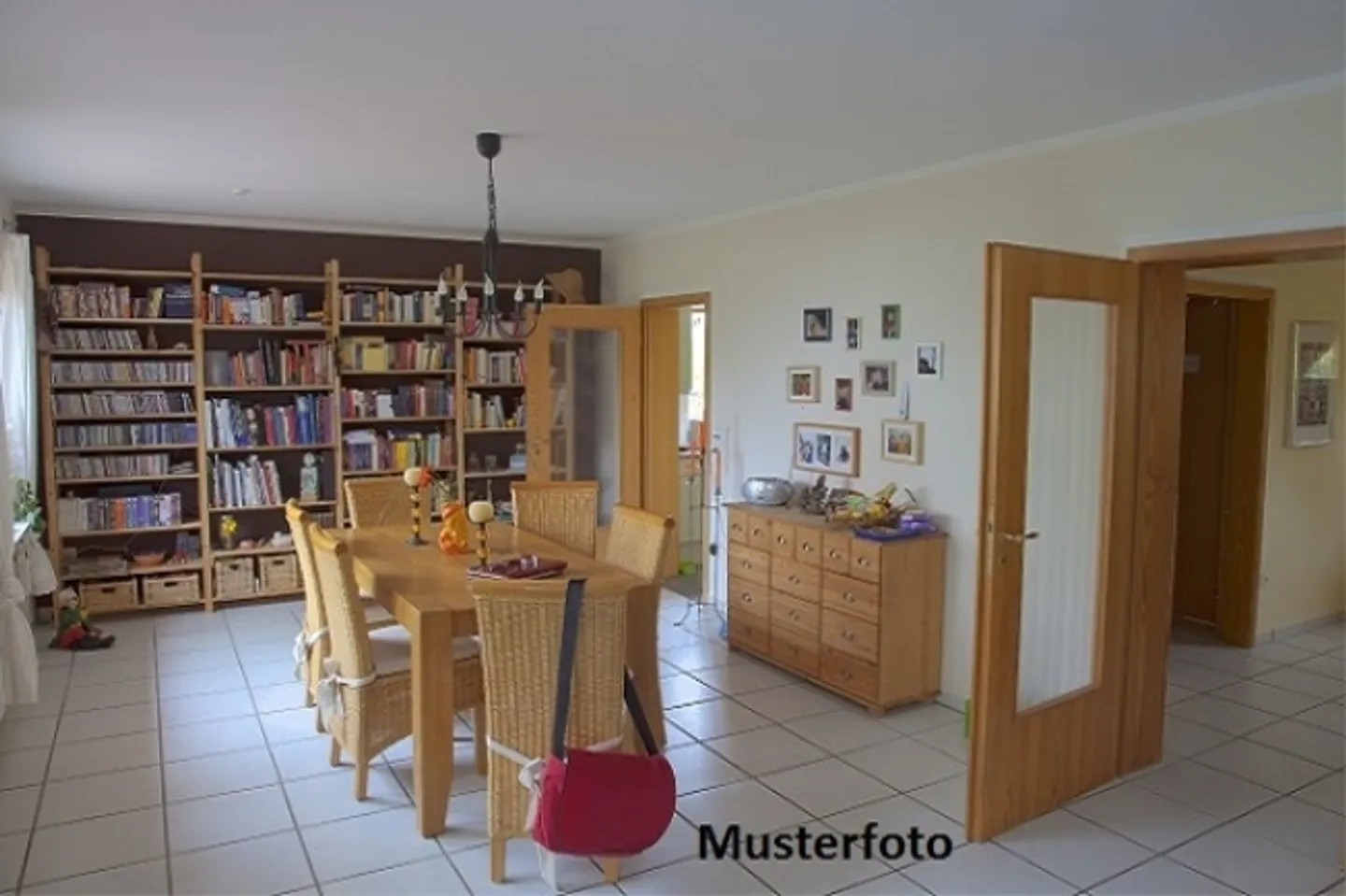 *2.5-room apartment* - Photo 1 of 1