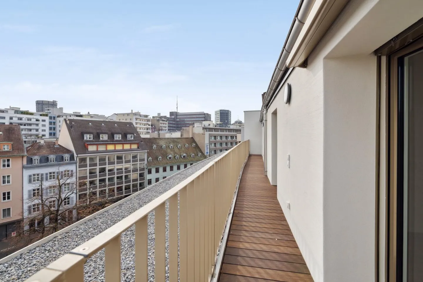 Helle 2-Zimmerwohnung in der Stadt - Foto 7 von 7