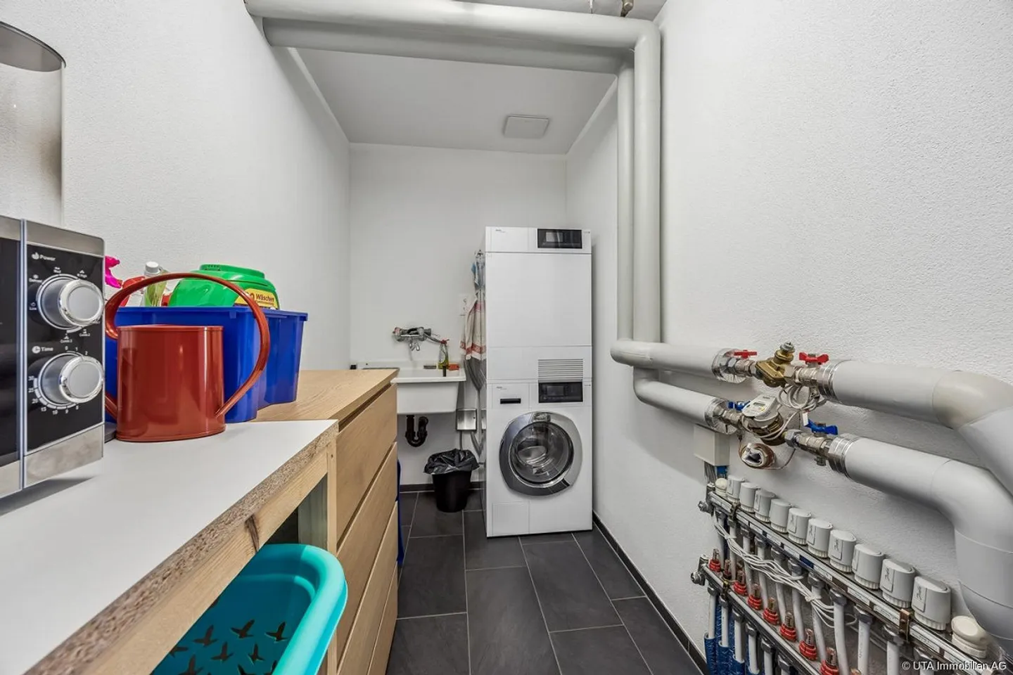 Superbe appartement en terrasse de 4,5 pièces dans un emplacement résidentiel élevé - Photo 16 sur 24