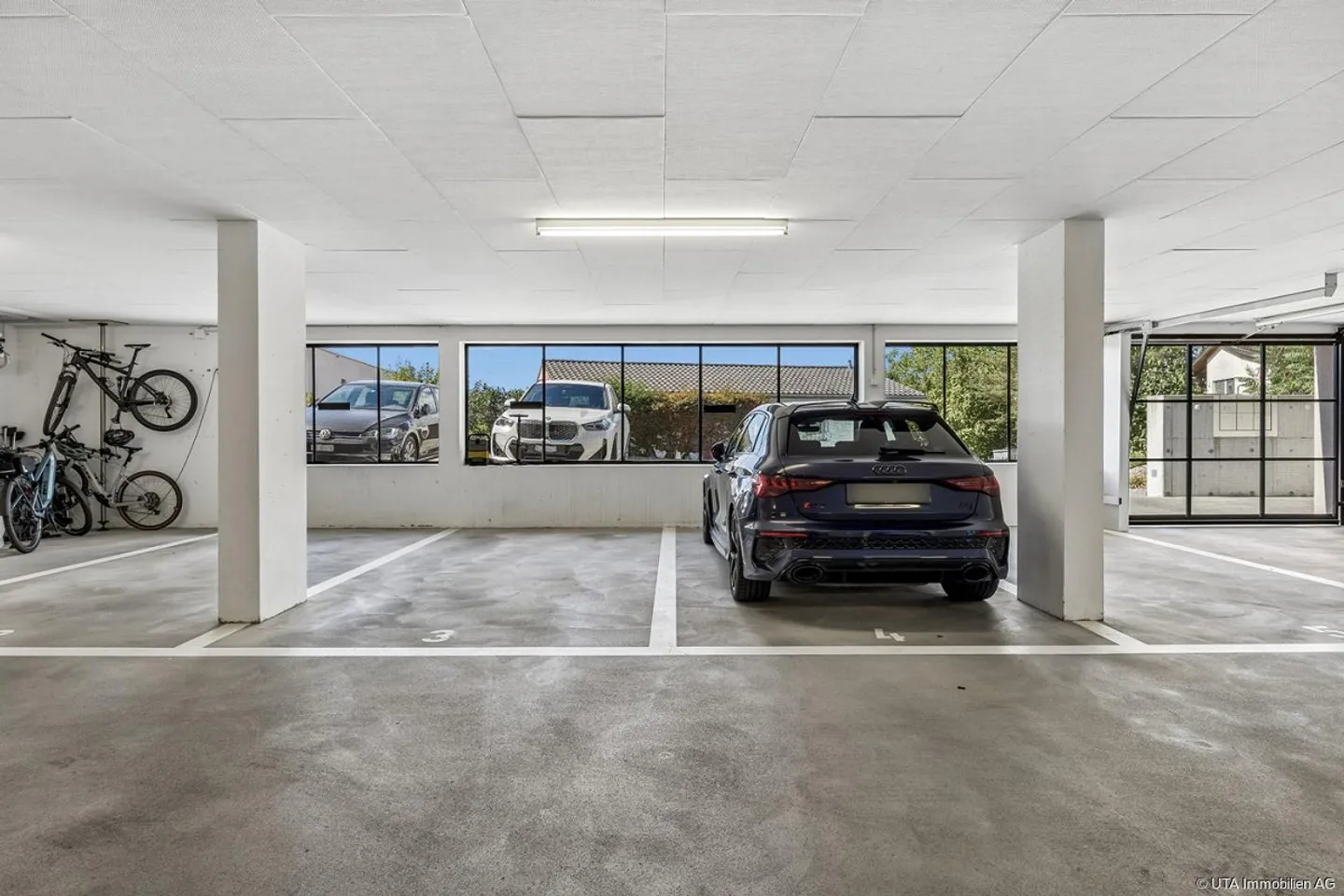 Superbe appartement en terrasse de 4,5 pièces dans un emplacement résidentiel élevé - Photo 23 sur 24