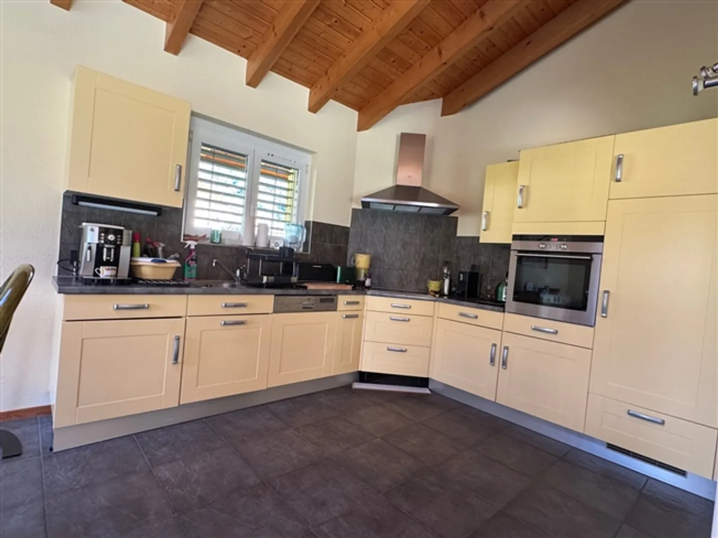 Villa - 4.5 stanze - Terreno 1'200 m2 - VALORE COMPLETO - AGENTE ESCLUSIVO - Foto 9 di 13