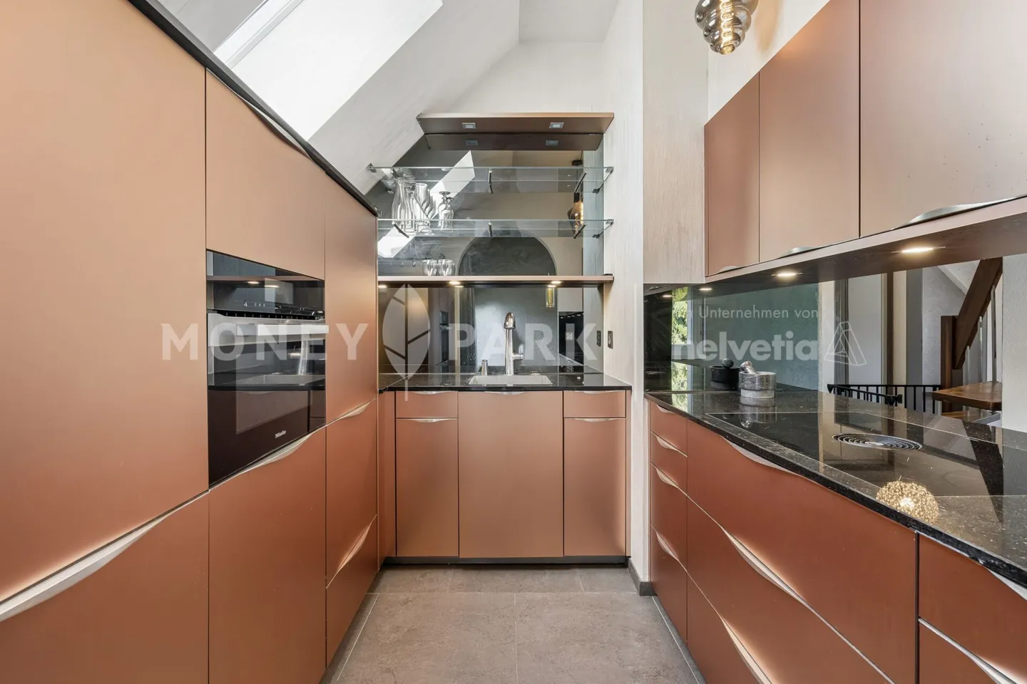 Incantevole maisonette di 3,5 stanze con galleria - Foto 4 di 13