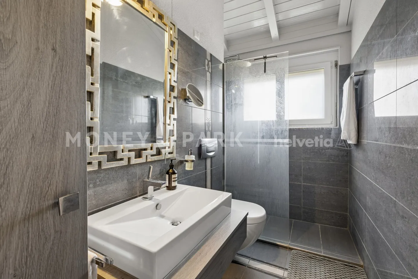Incantevole maisonette di 3,5 stanze con galleria - Foto 11 di 13