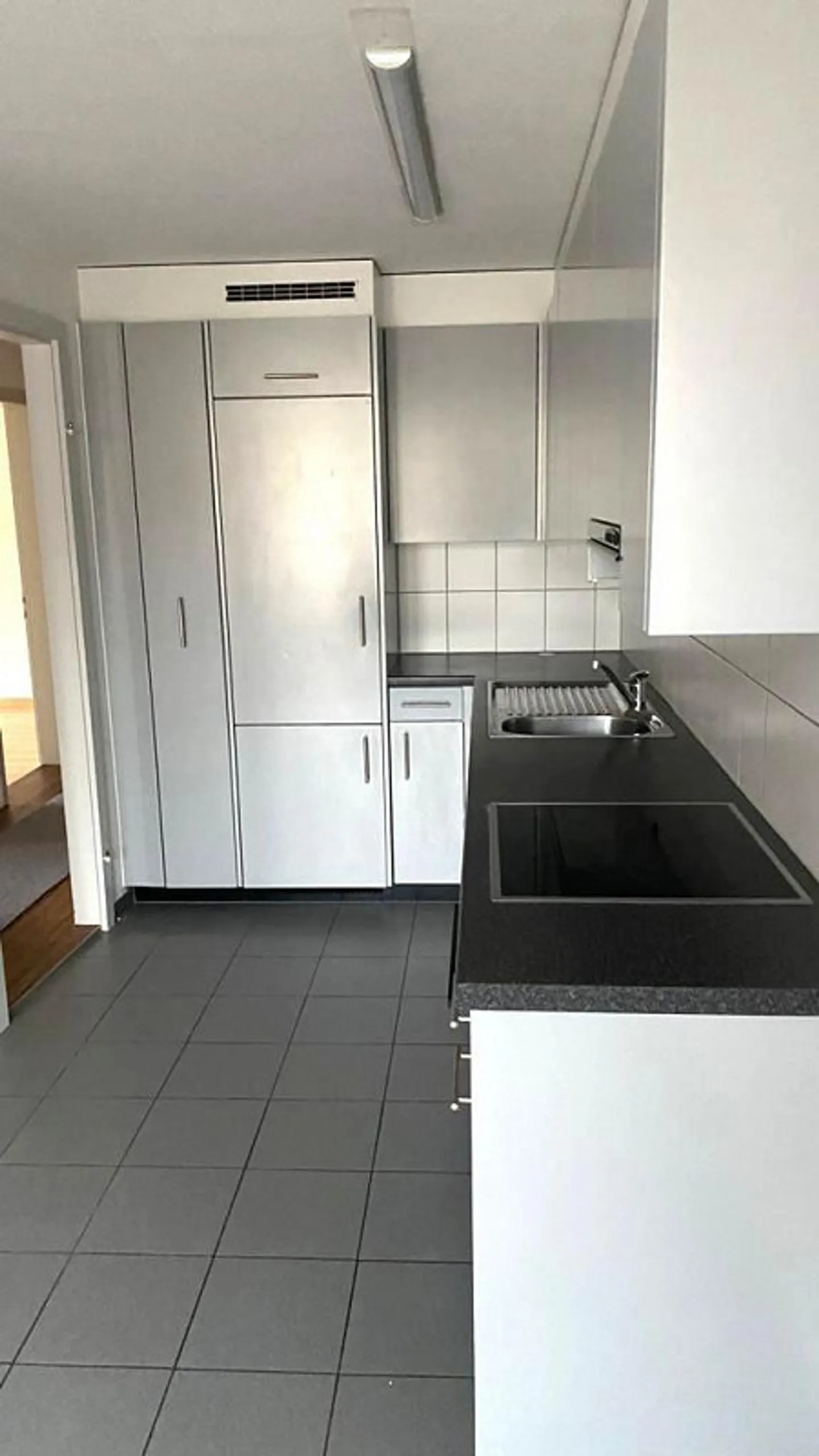 Interesting price-performance ratio! - Photo 1 of 12