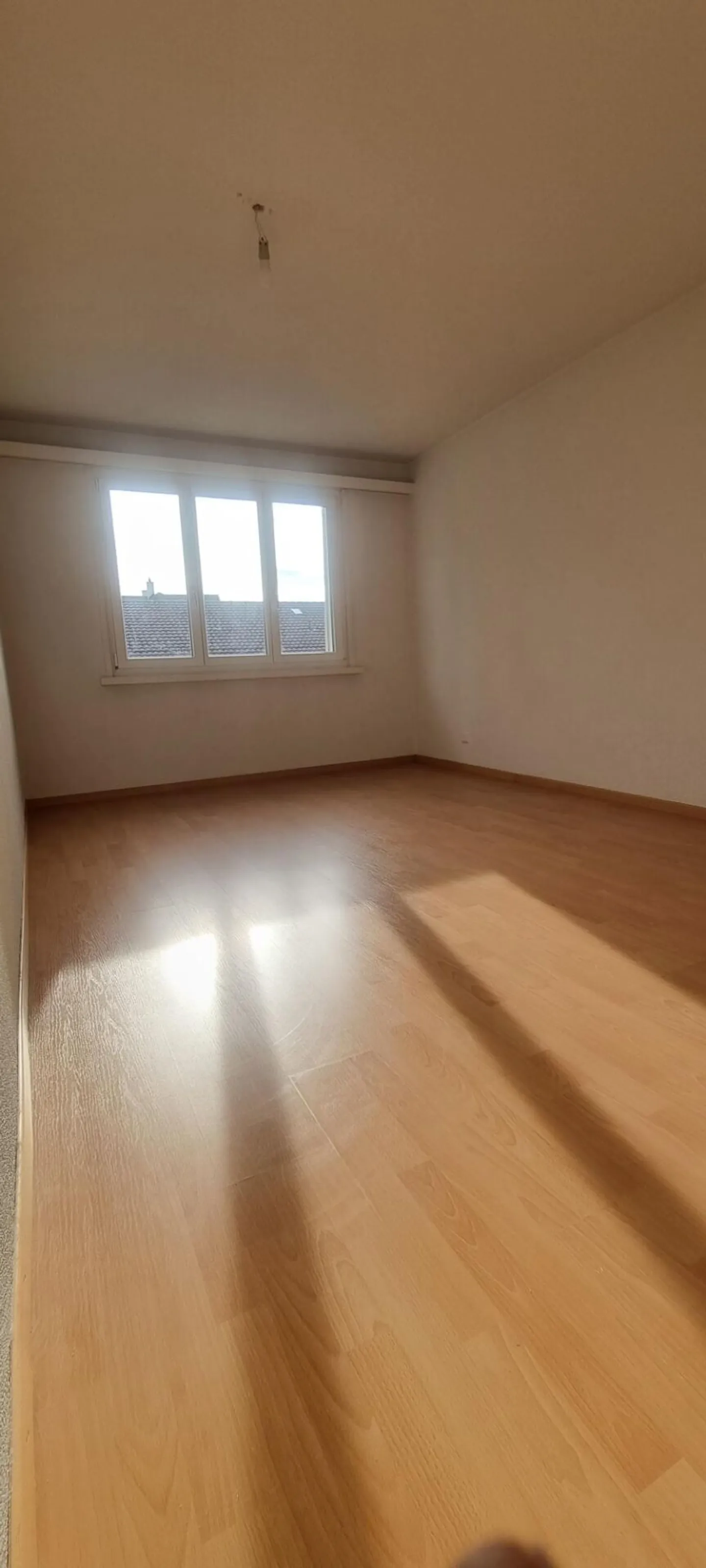 Magnifique appartement de 3,5 pièces dans un emplacement privilégié ! - Photo 6 sur 11