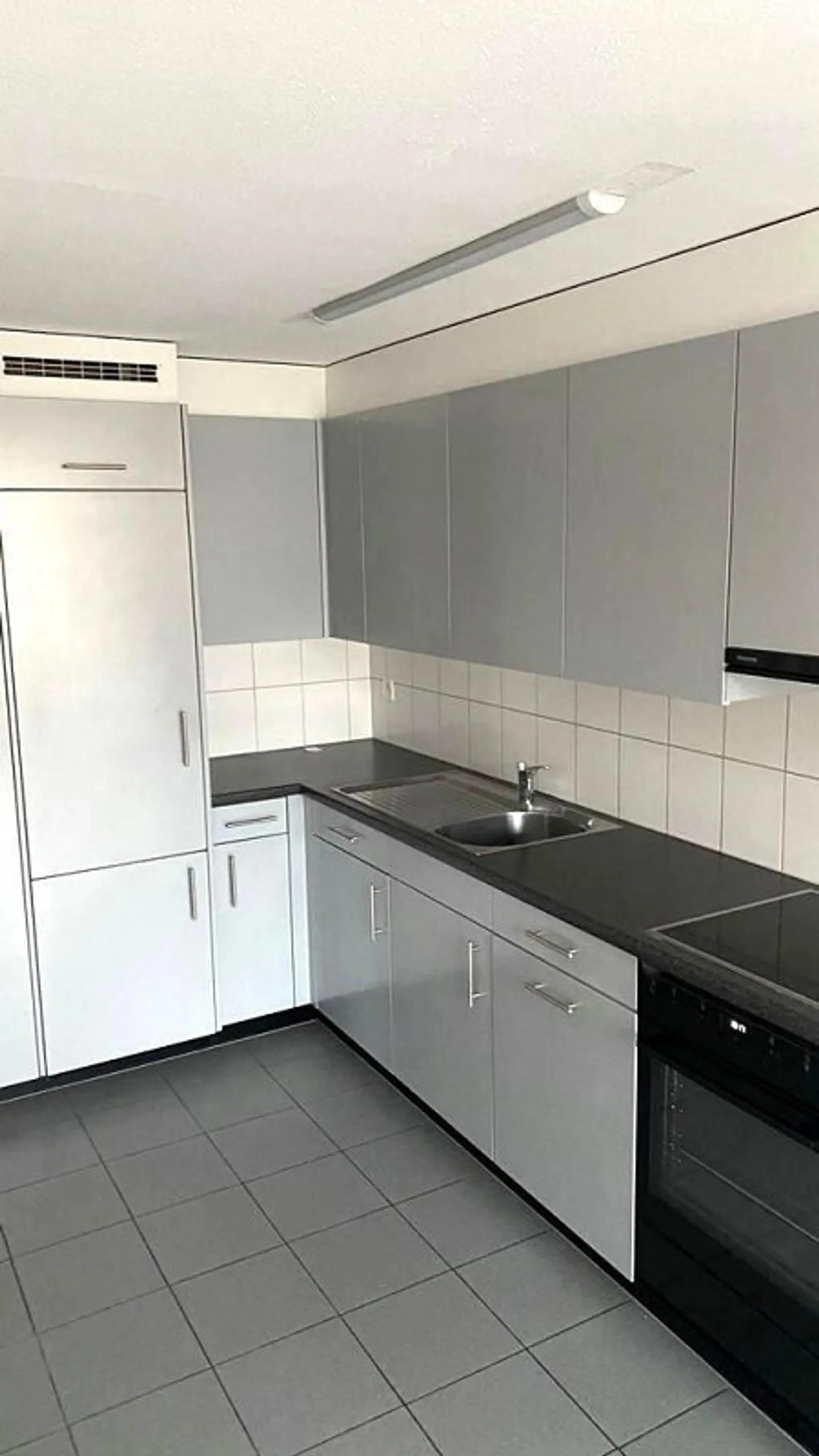 Interesting price-performance ratio! - Photo 2 of 12