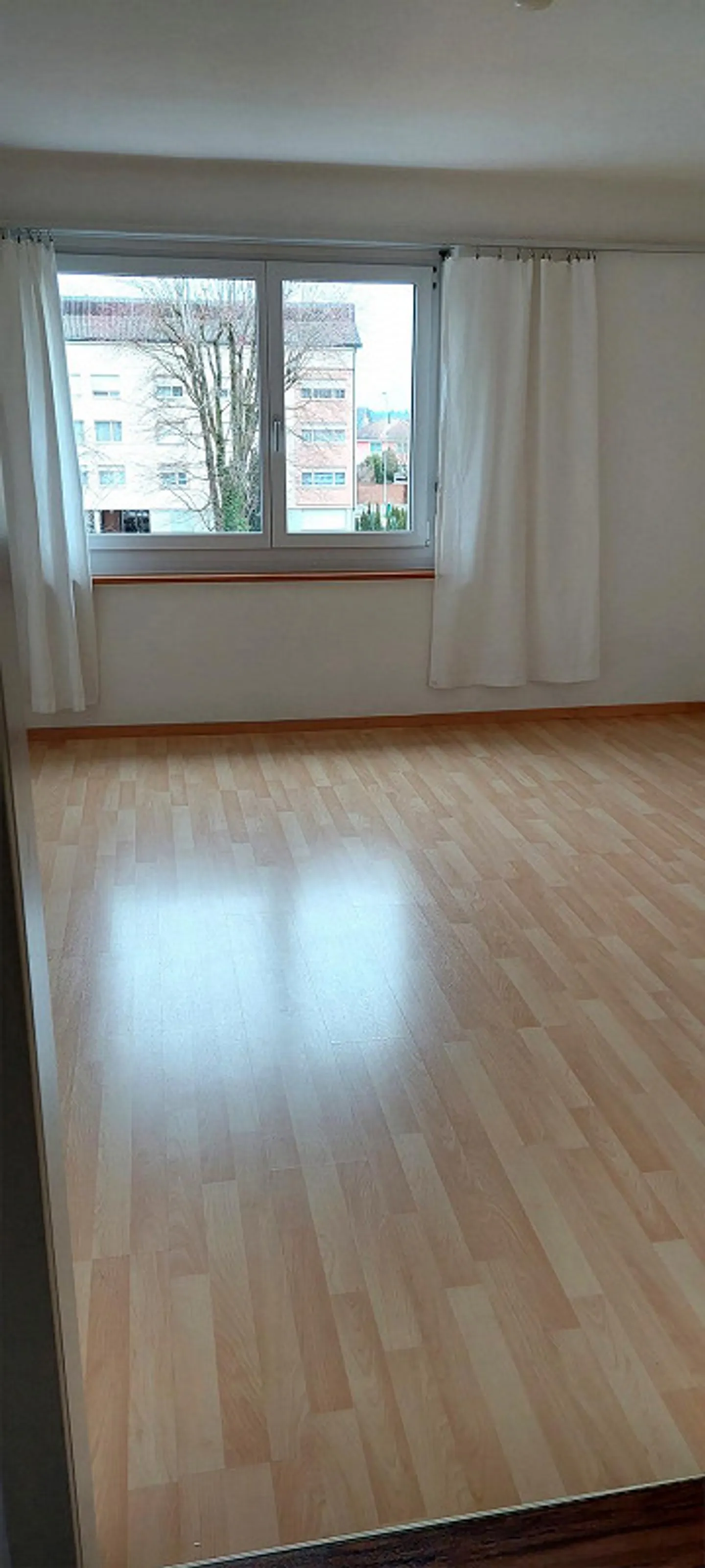 Interesting price-performance ratio! - Photo 4 of 12