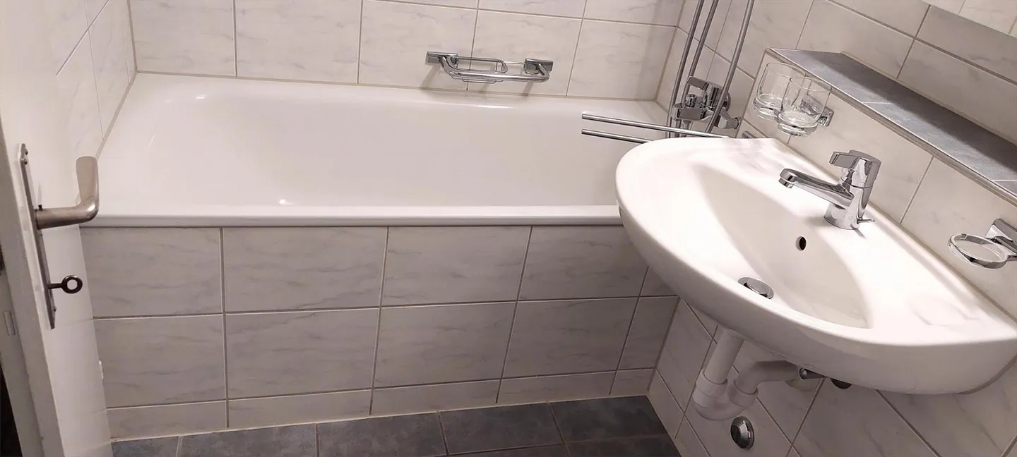 Interesting price-performance ratio! - Photo 10 of 12