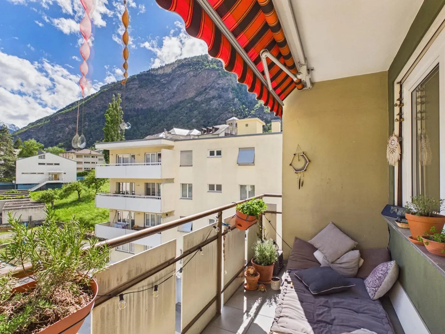 Urban living in Visp – Modern 3.5-room apartment with charm - Photo 12 of 14
