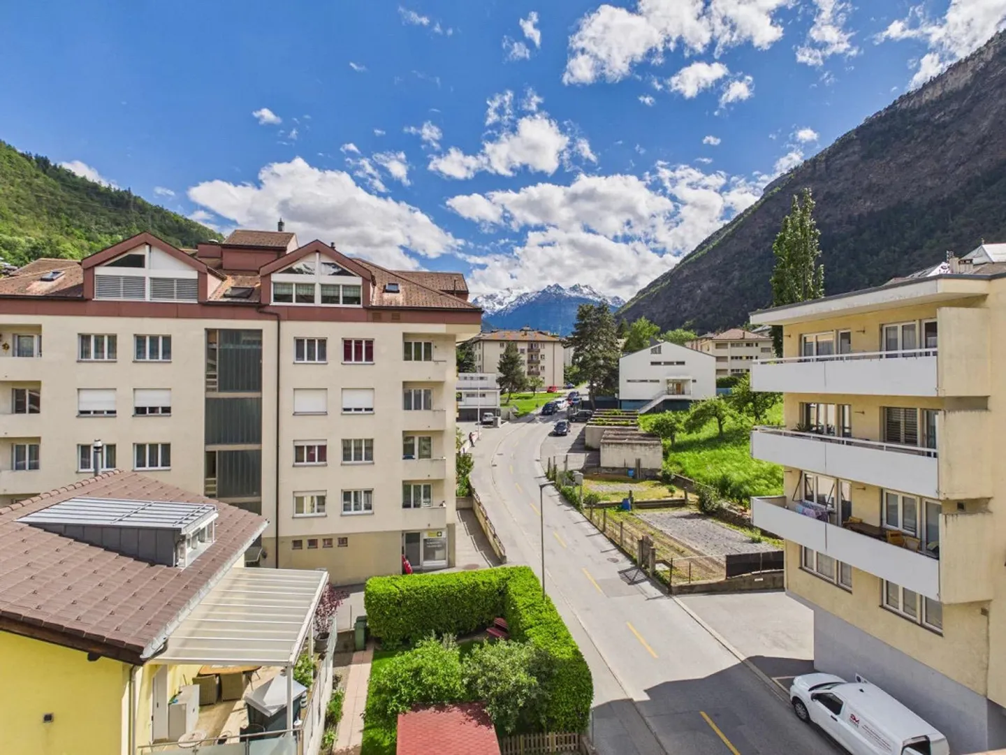 Urban living in Visp – Modern 3.5-room apartment with charm - Photo 13 of 14